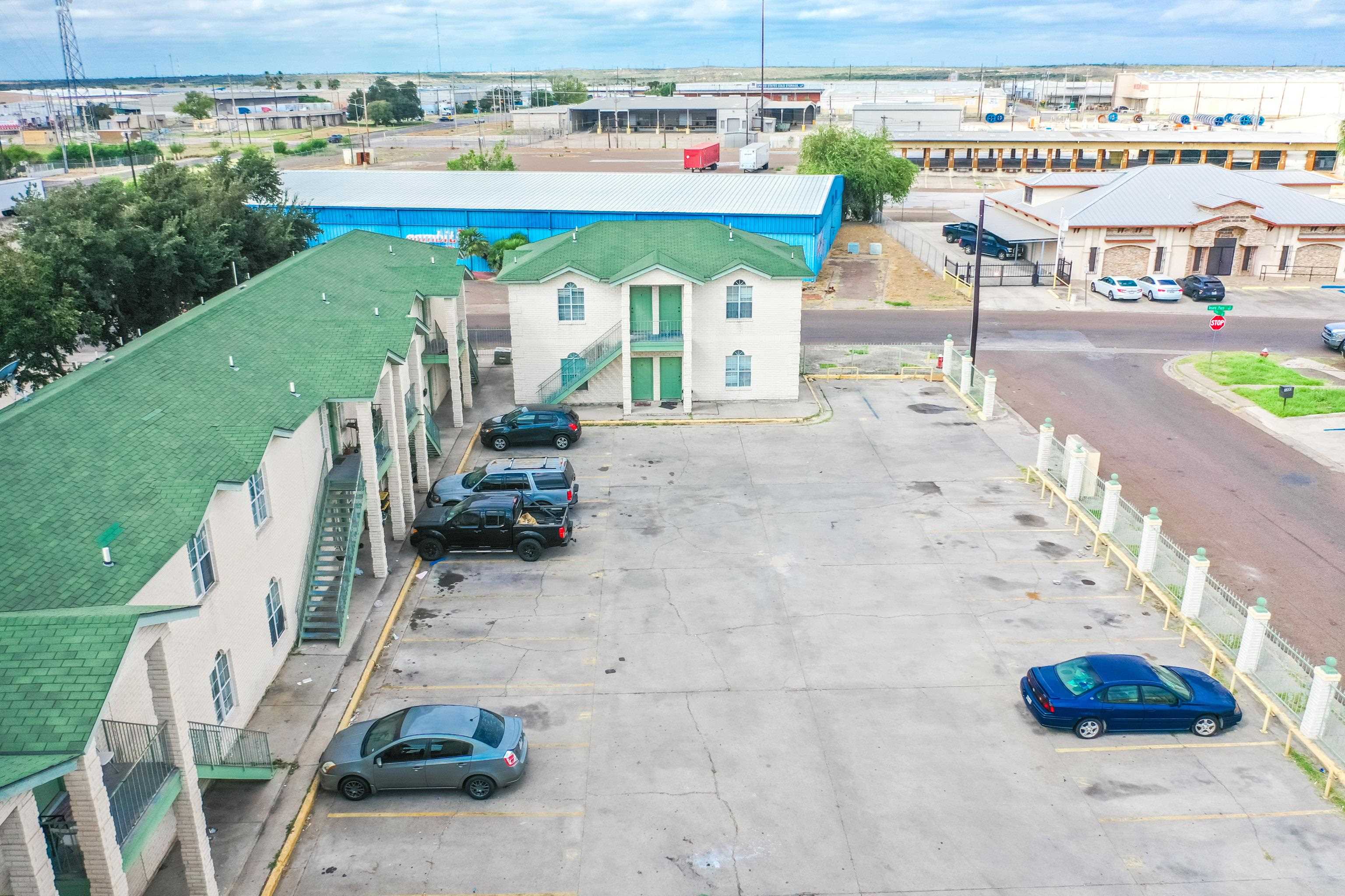 1005 Tesoro Ln, LAREDO, Texas, 78041, United States, 28 Bedrooms Bedrooms, ,Residential,For Sale,1005 Tesoro Ln,1657232