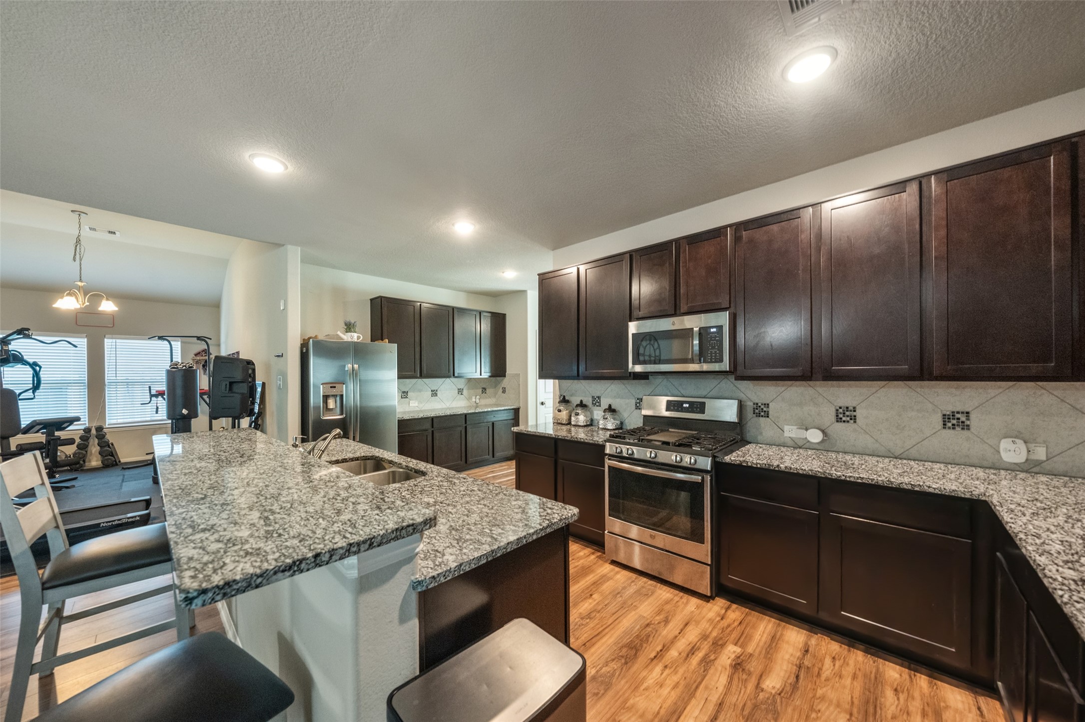 15439 Aberdeen Wood Drive - 物件實景