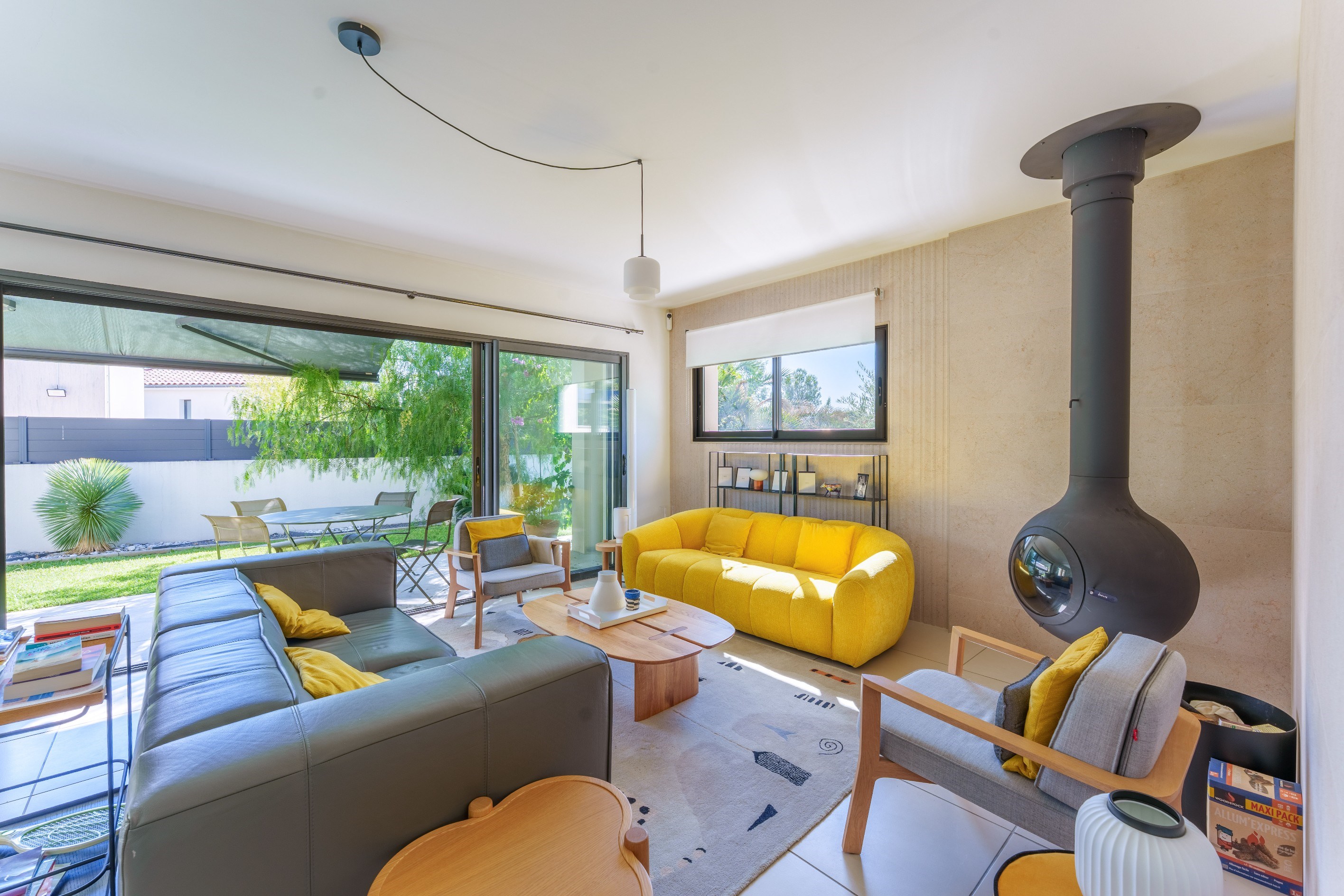  The Art of Contemporary Living... - 物件實景