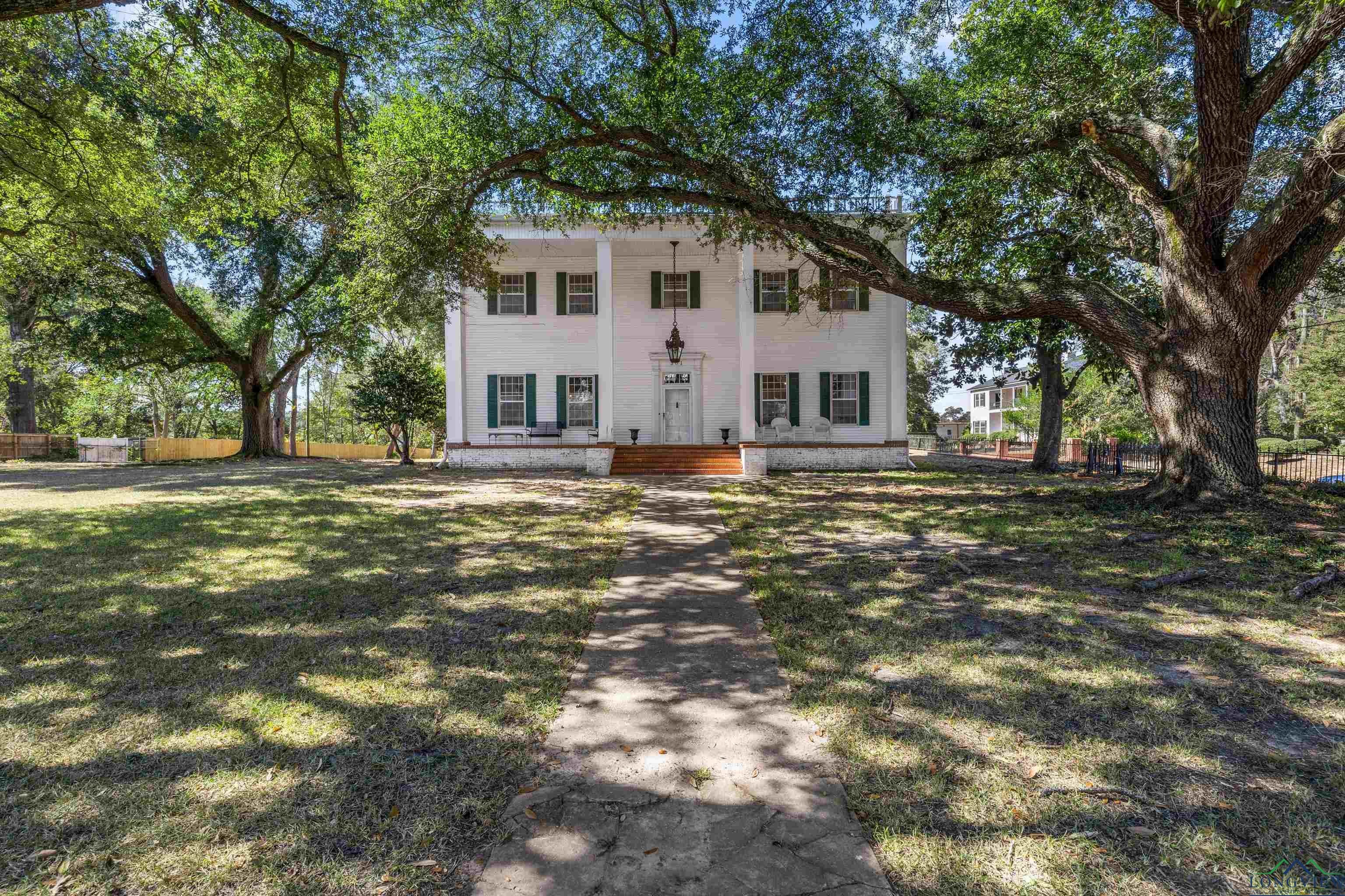 Jefferson, Texas, 75657, United States, 5 Bedrooms Bedrooms, ,5 BathroomsBathrooms,Residential,For Sale,1978271
