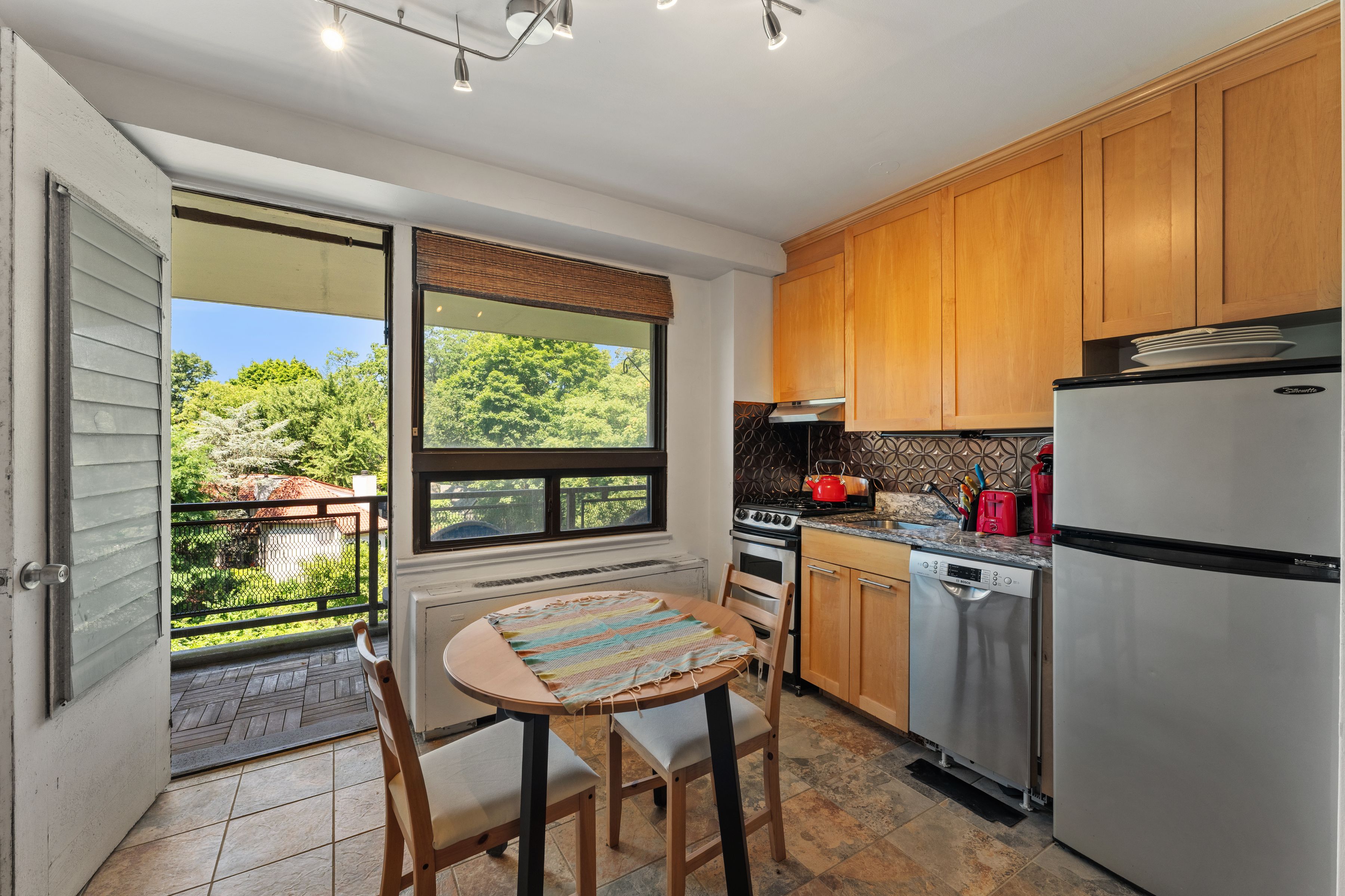  4901 Henry Hudson Pkwy West - 物件實景