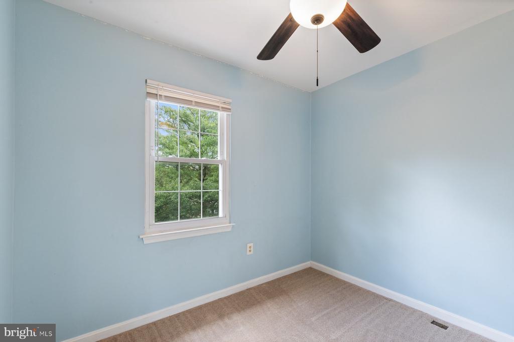 Rockville, Maryland, 20852, United States, 4 Bedrooms Bedrooms, ,4 BathroomsBathrooms,Residential,For Sale,1916260
