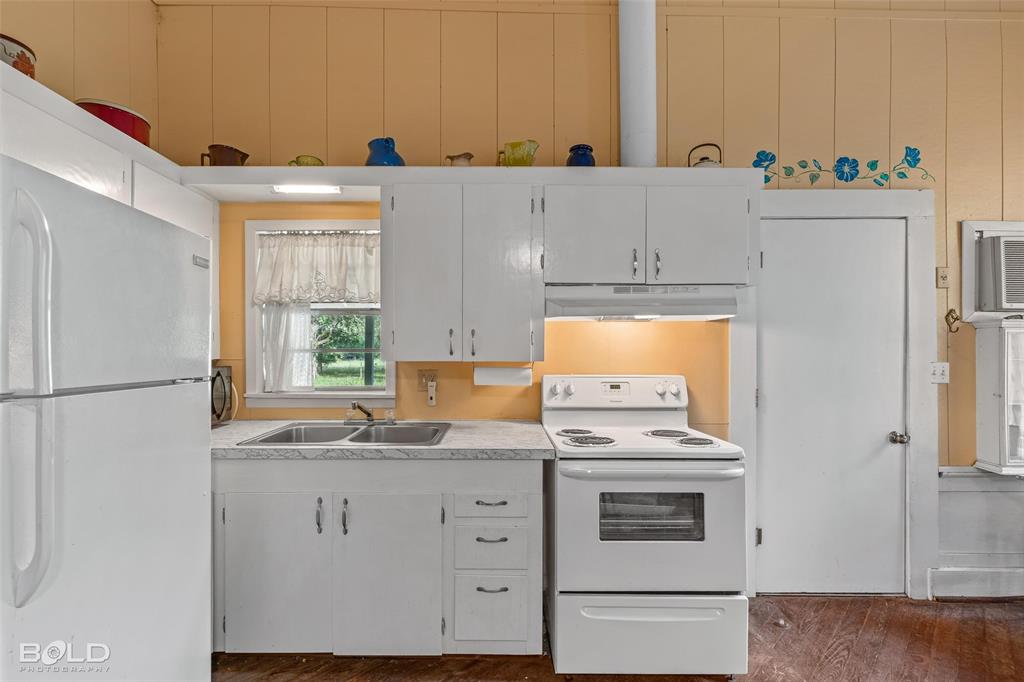 Gibsland, Louisiana, 71028, United States, 2 Bedrooms Bedrooms, ,1 BathroomBathrooms,Residential,For Sale,1939847