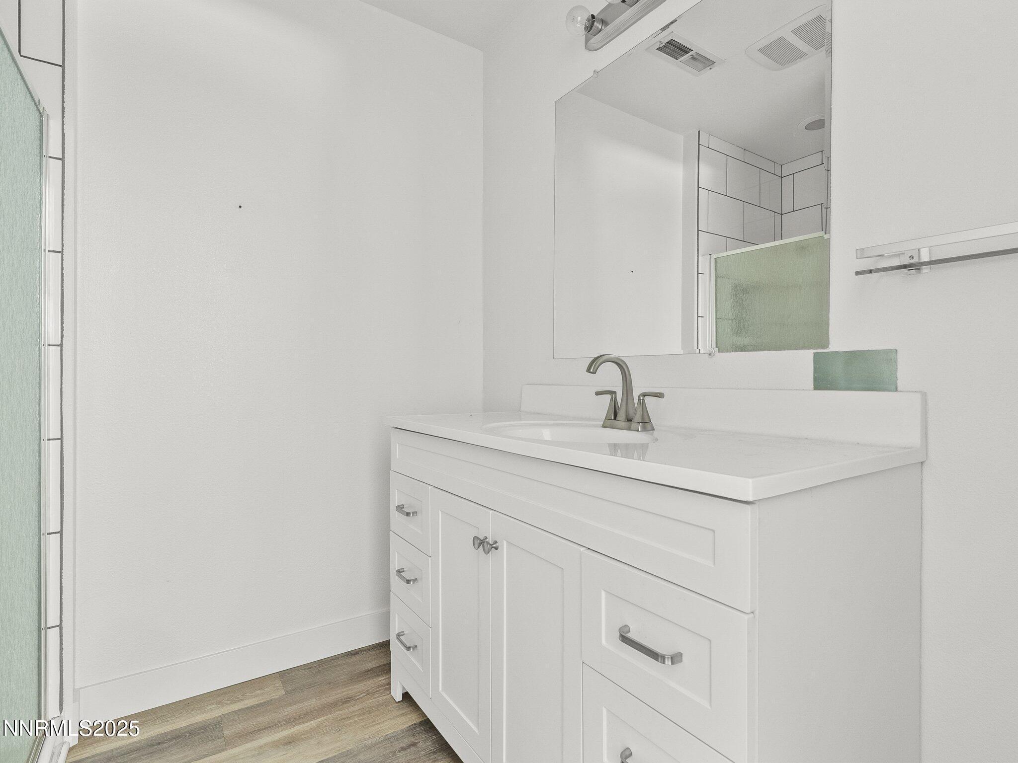 South Lake Tahoe, California, 96150, United States, 3 Bedrooms Bedrooms, ,2 BathroomsBathrooms,Residential,For Sale,1735880