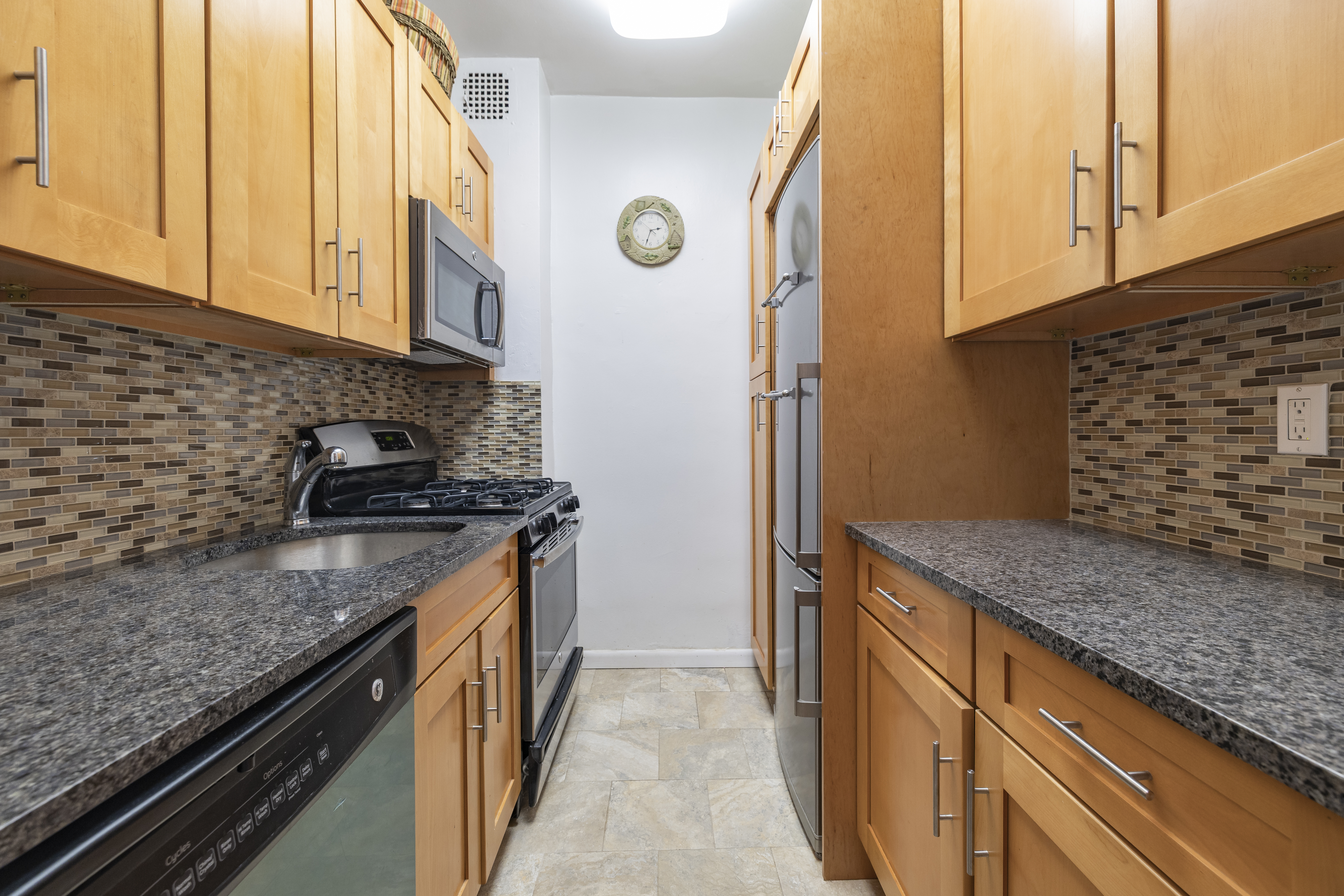  55 Lenox Road, Rockville Centre, NY, 11570 - 物件實景