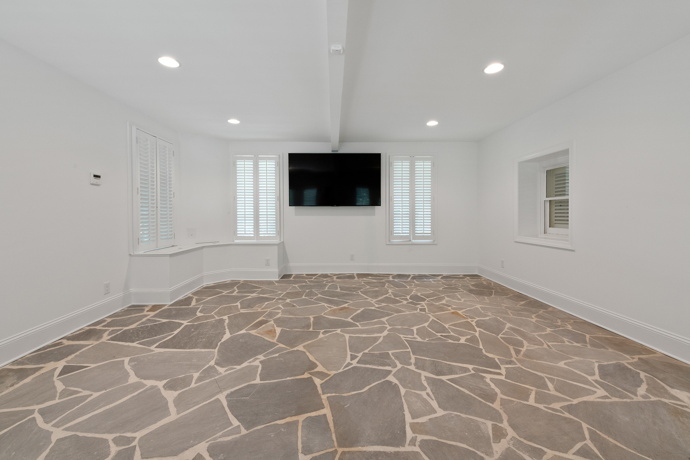  Magnificent Gated Vinings Estate Blends Elegance, Comfort and Lifestyle - 物件實景
