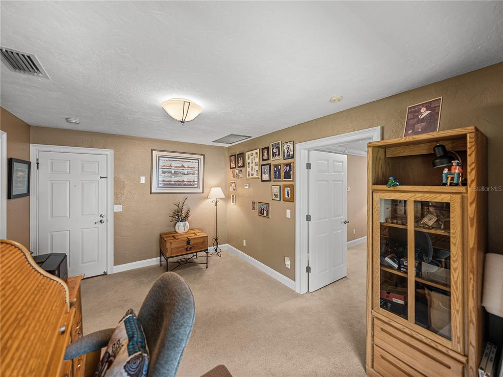 Winter Haven, Florida, 33884, United States, 3 Bedrooms Bedrooms, ,4 BathroomsBathrooms,Residential,For Sale,1895737