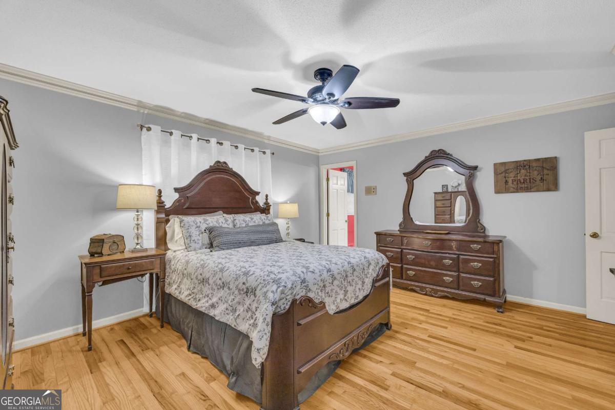 Athens, Georgia, 30606, United States, 5 Bedrooms Bedrooms, ,3 BathroomsBathrooms,Residential,For Sale,1896838