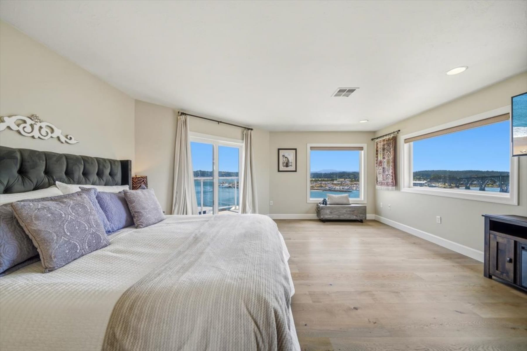  811 SW 12th Street Newport, OR 97365 - 物件實景
