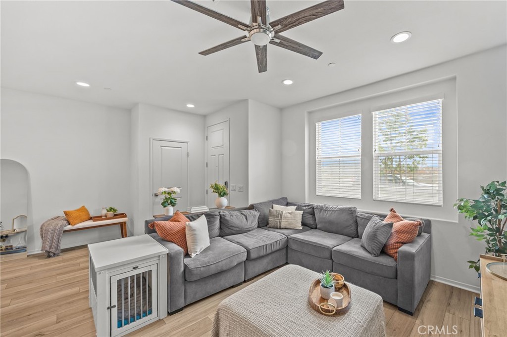 Chino, California, 91708, United States, 3 Bedrooms Bedrooms, ,3 BathroomsBathrooms,Residential,For Sale,2026423