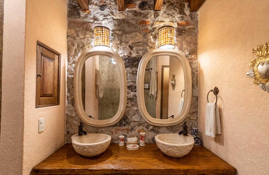 San Miguel de Allende, Guanajuato, 37700, Mexico, 7 Bedrooms Bedrooms, ,7 BathroomsBathrooms,Residential,For Sale,1995902