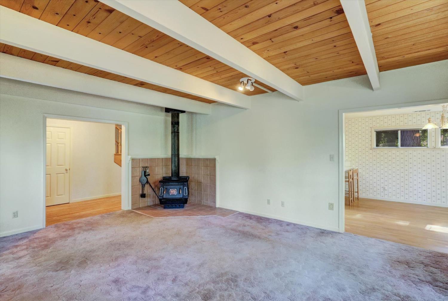 Nevada City, California, 95959, United States, 4 Bedrooms Bedrooms, ,3 BathroomsBathrooms,Residential,For Sale,1942290