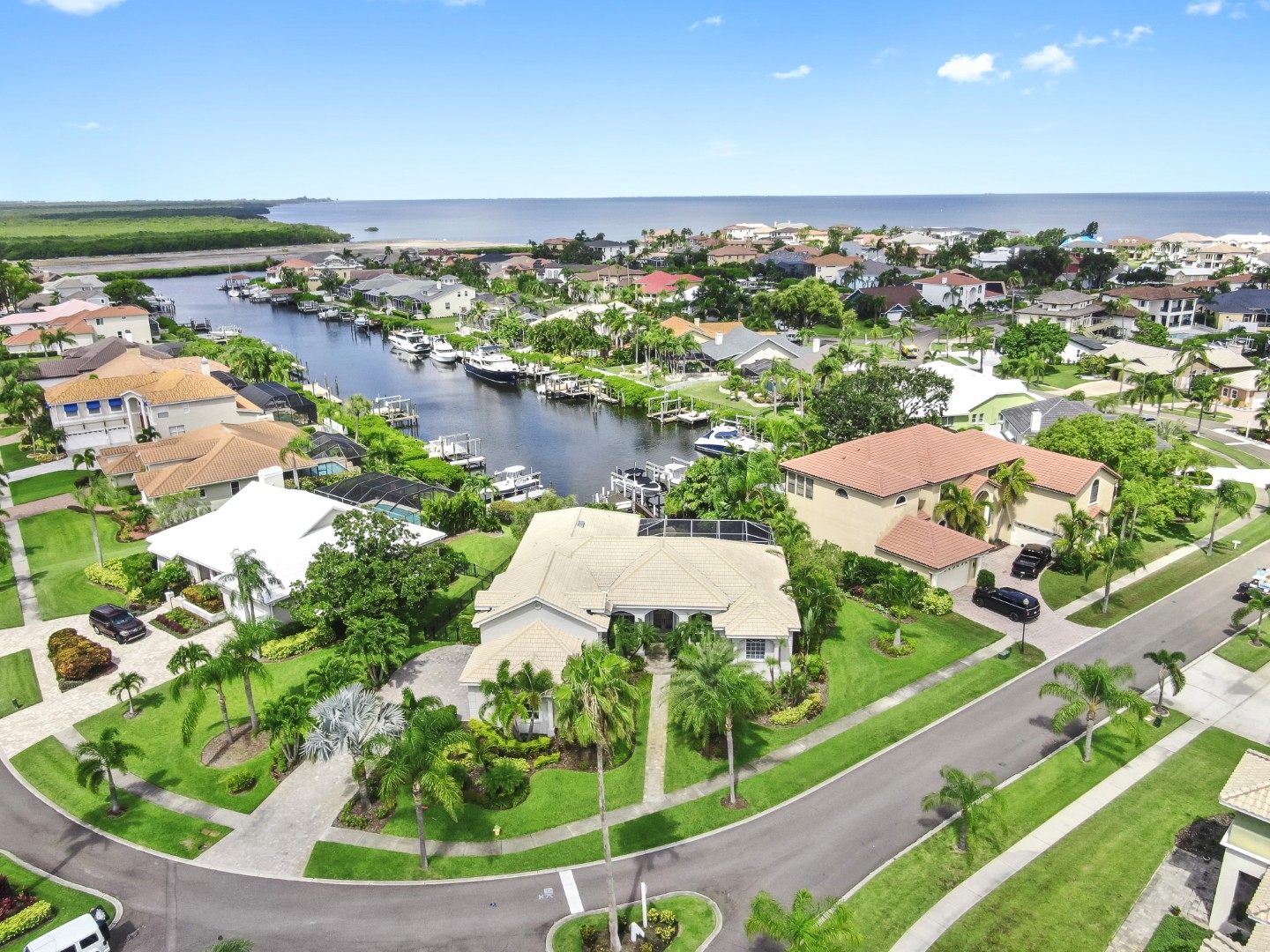 Apollo Beach, Florida, 33572, United States, 4 Bedrooms Bedrooms, ,3 BathroomsBathrooms,Residential,For Sale,1895059