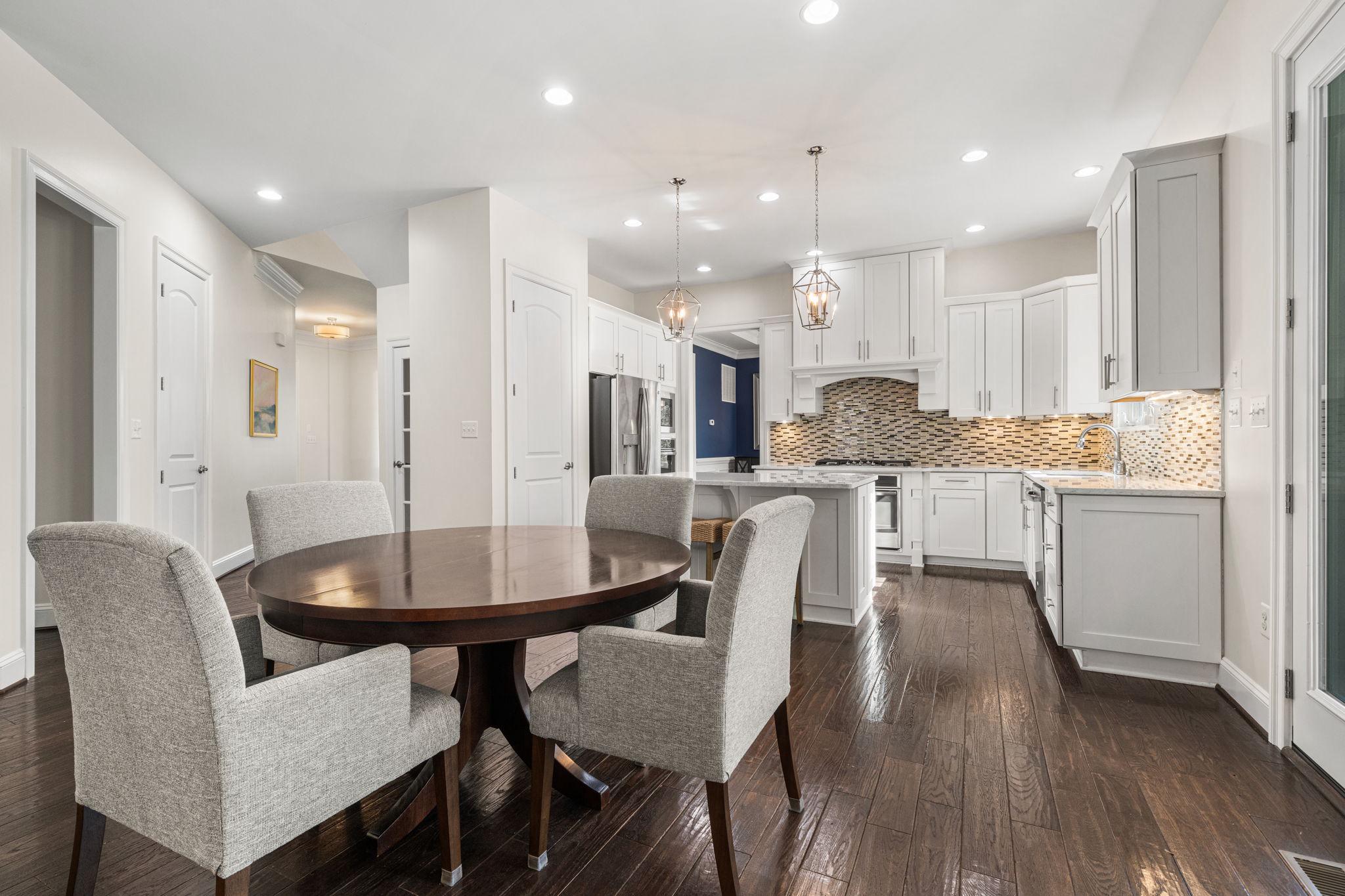  1385 Bishop Crest Court, Alexandria, VA, 22308 - 物件實景
