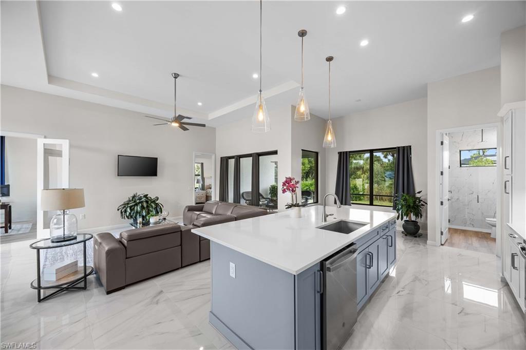 Bonita Springs, Florida, 34135, United States, 4 Bedrooms Bedrooms, ,2 BathroomsBathrooms,Residential,For Sale,1991686