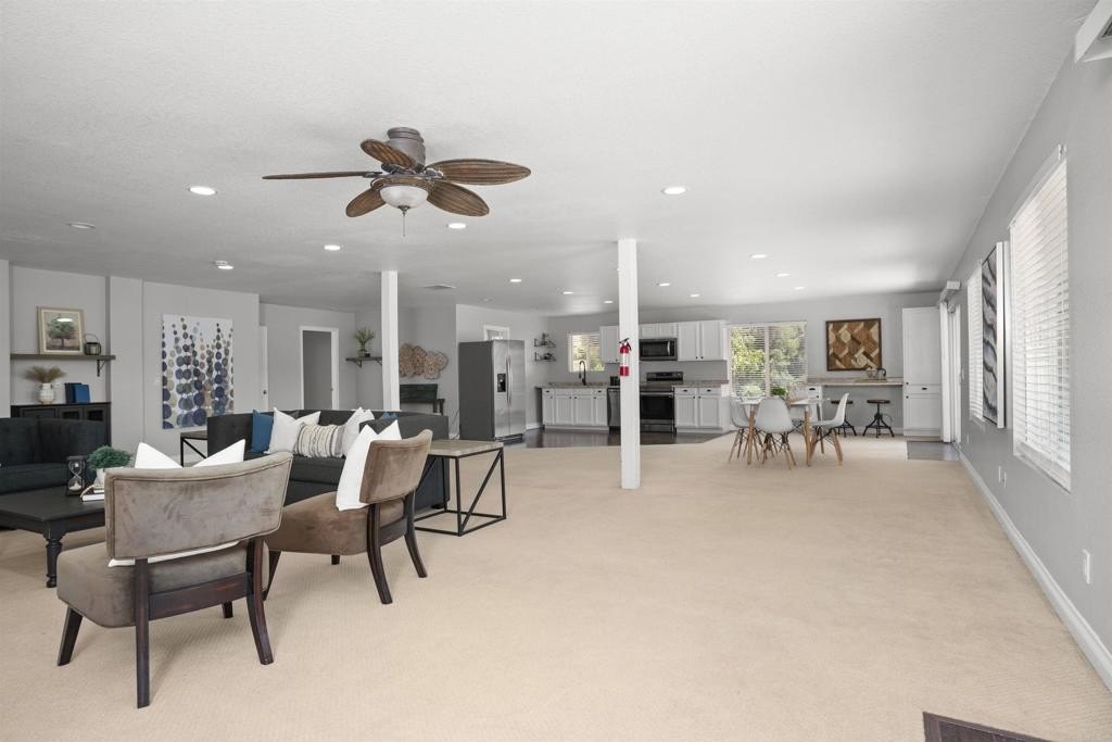 Valley Center, California, 92082, United States, 5 Bedrooms Bedrooms, ,4 BathroomsBathrooms,Residential,For Sale,1793964
