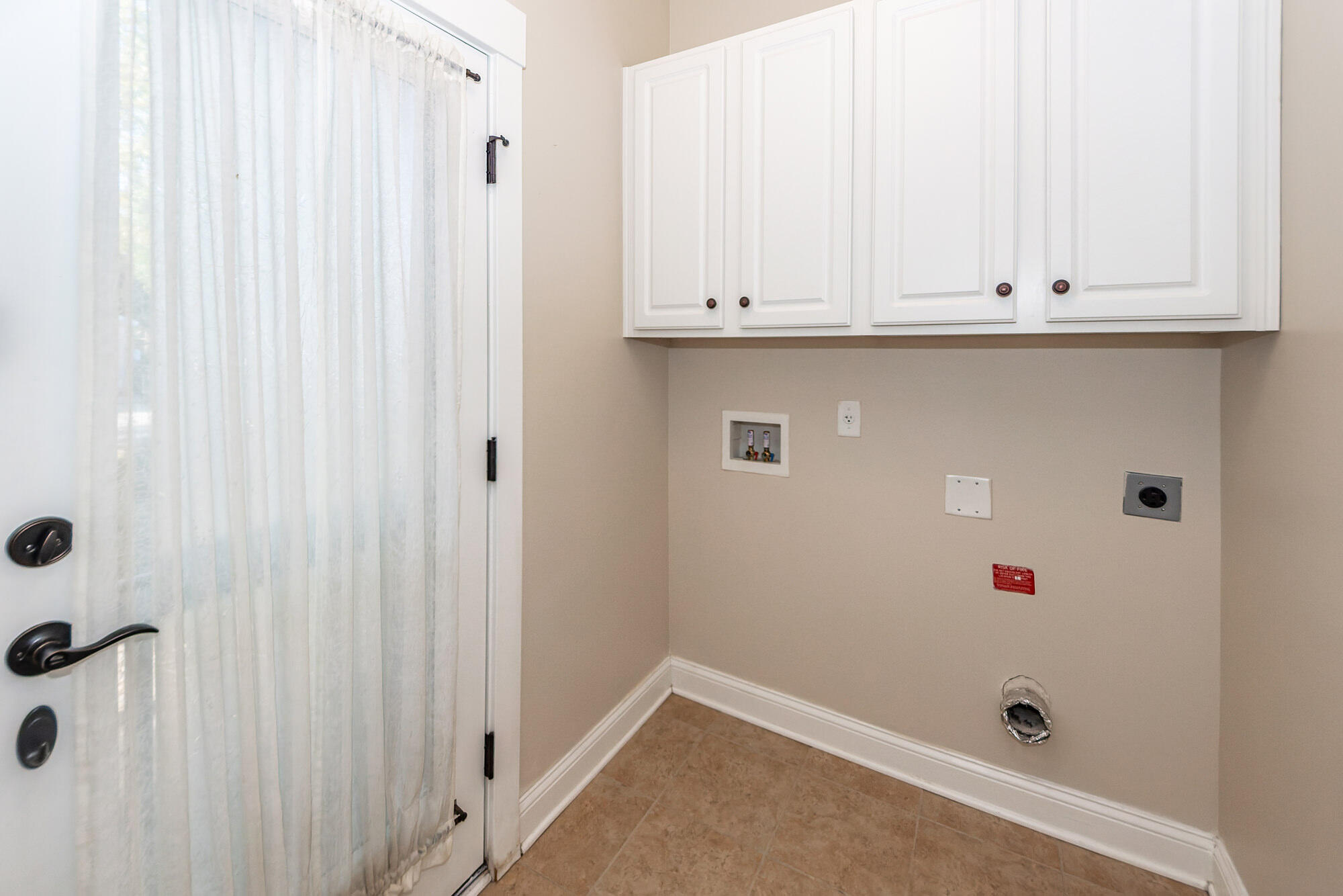 Summerville, South Carolina, 29483, United States, 4 Bedrooms Bedrooms, ,4 BathroomsBathrooms,Residential,For Sale,2005994