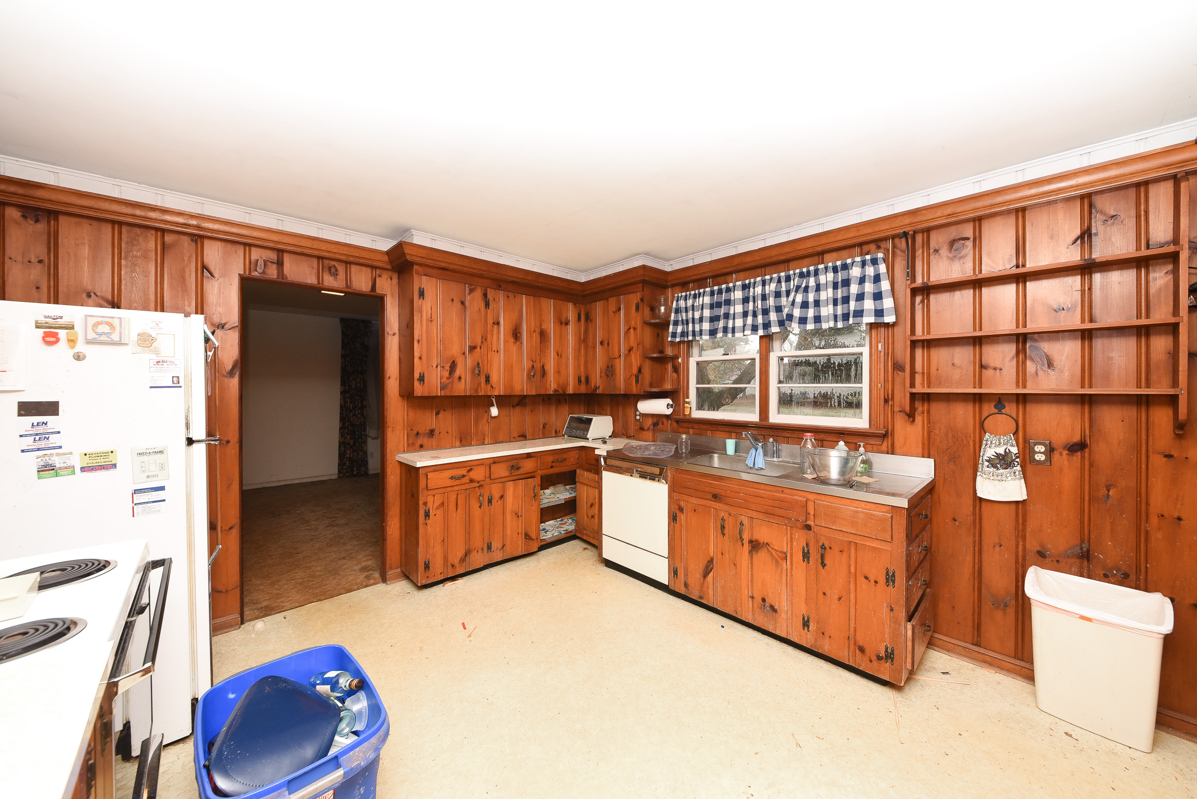 Yardley, Pennsylvania, 19067, United States, 4 Bedrooms Bedrooms, ,2 BathroomsBathrooms,Residential,For Sale,1985667