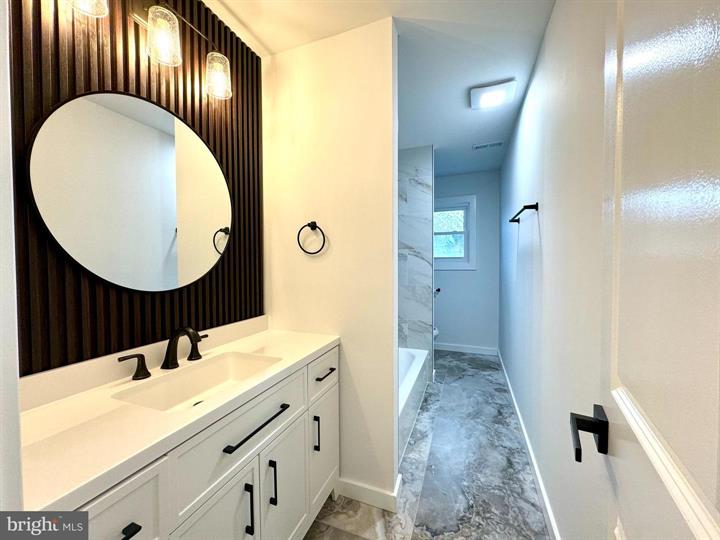 Lawrence, New Jersey, 08648, United States, 4 Bedrooms Bedrooms, ,3 BathroomsBathrooms,Residential,For Sale,1930048