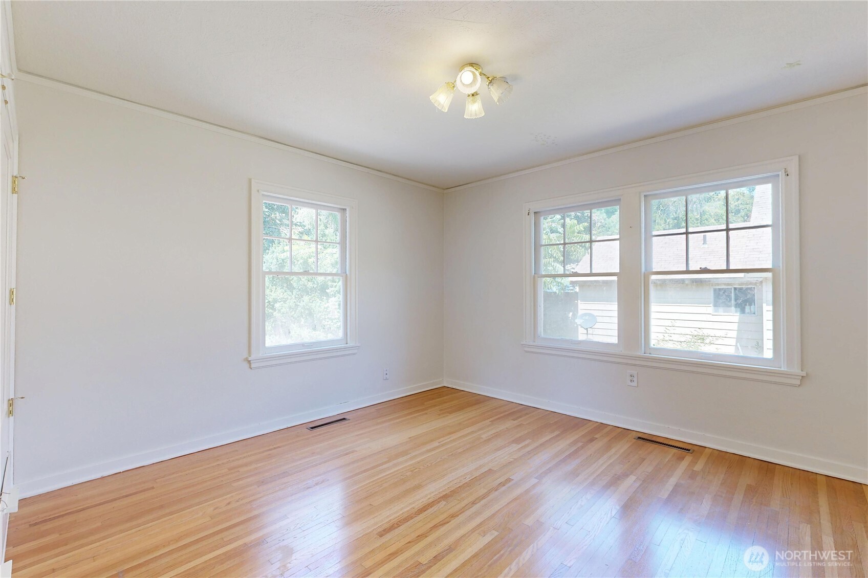 Walla Walla, Washington, 99362, United States, 3 Bedrooms Bedrooms, ,2 BathroomsBathrooms,Residential,For Sale,1907583