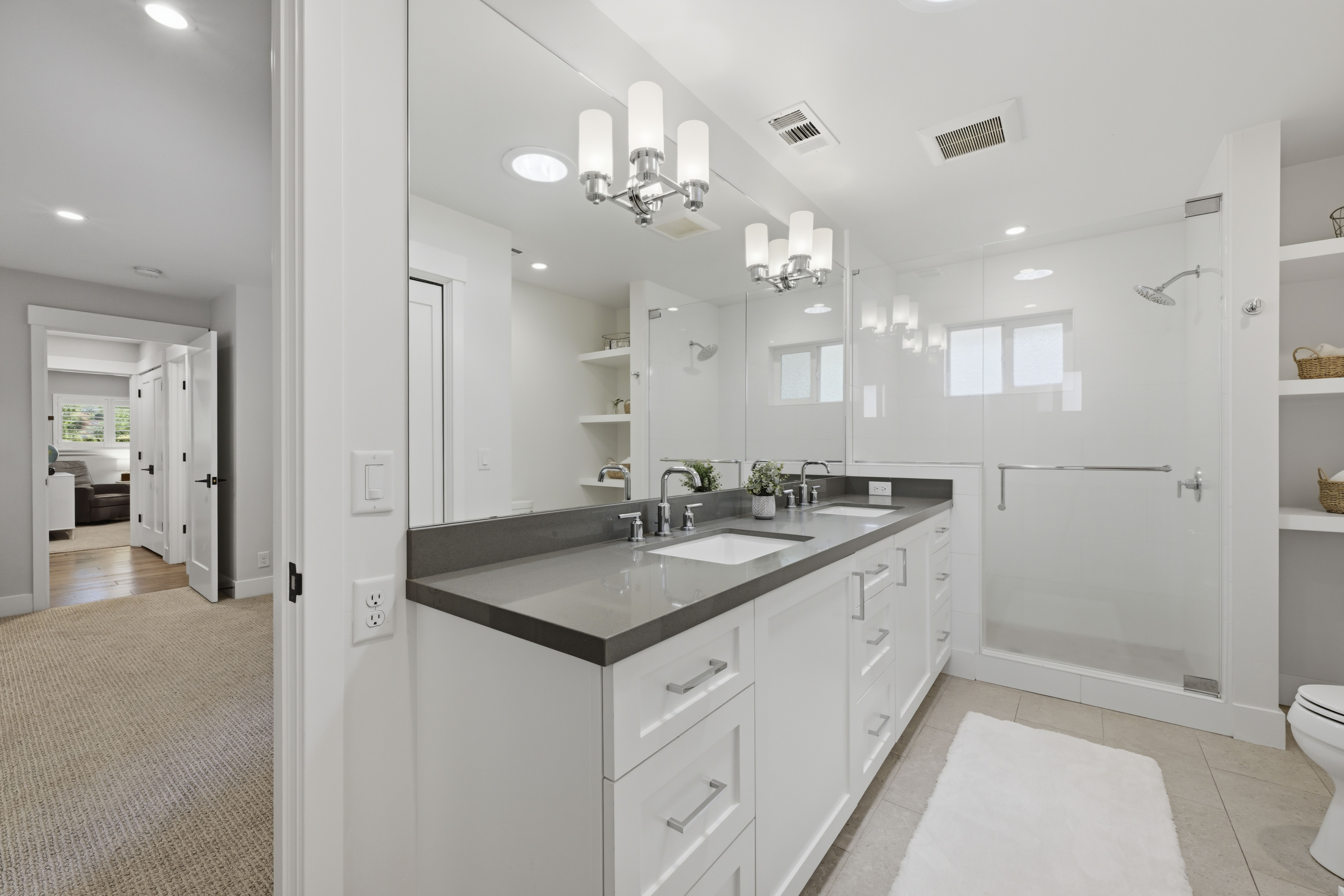  2929 Latham Drive, Sacramento, CA 95864 - 物件實景