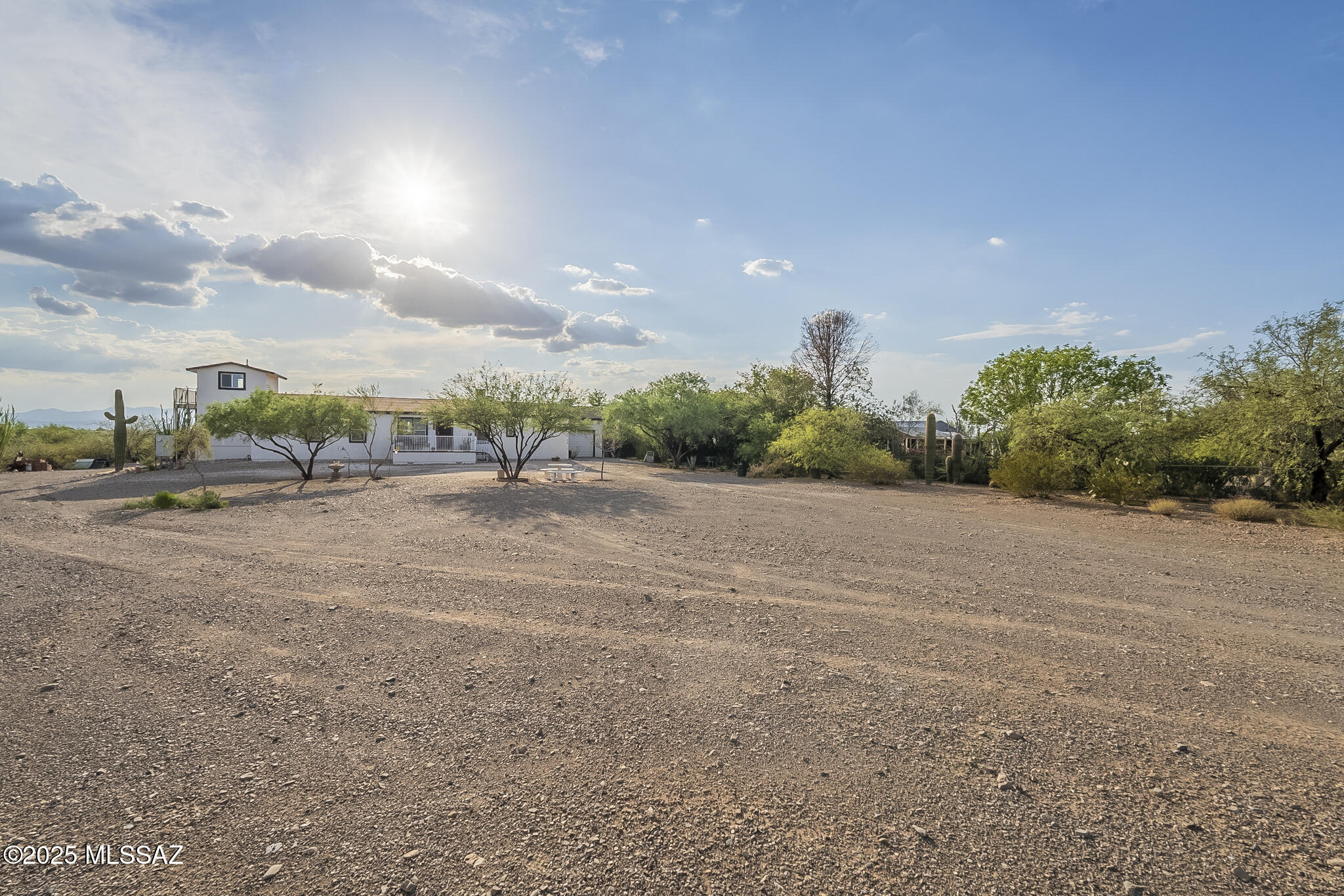 Sahuarita, Arizona, 85629, United States, 6 Bedrooms Bedrooms, ,3 BathroomsBathrooms,Residential,For Sale,1919745
