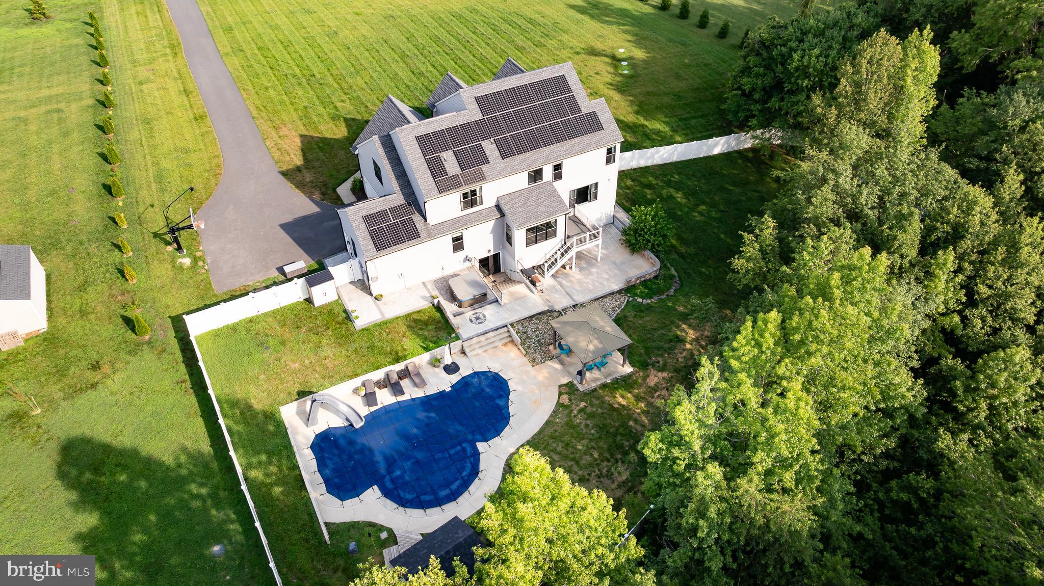 Fredericksburg, Virginia, 22407, United States, 6 Bedrooms Bedrooms, ,5 BathroomsBathrooms,Residential,For Sale,1914658