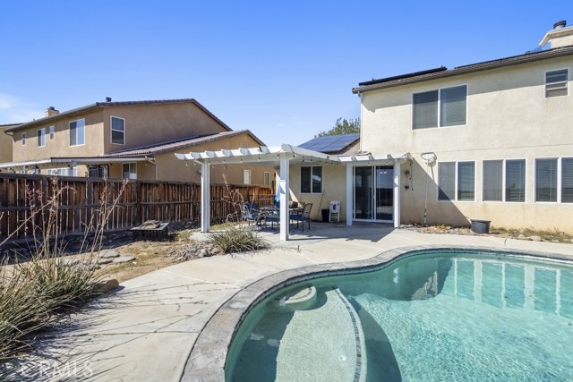 Victorville, California, 92392, United States, 4 Bedrooms Bedrooms, ,3 BathroomsBathrooms,Residential,For Sale,1977887