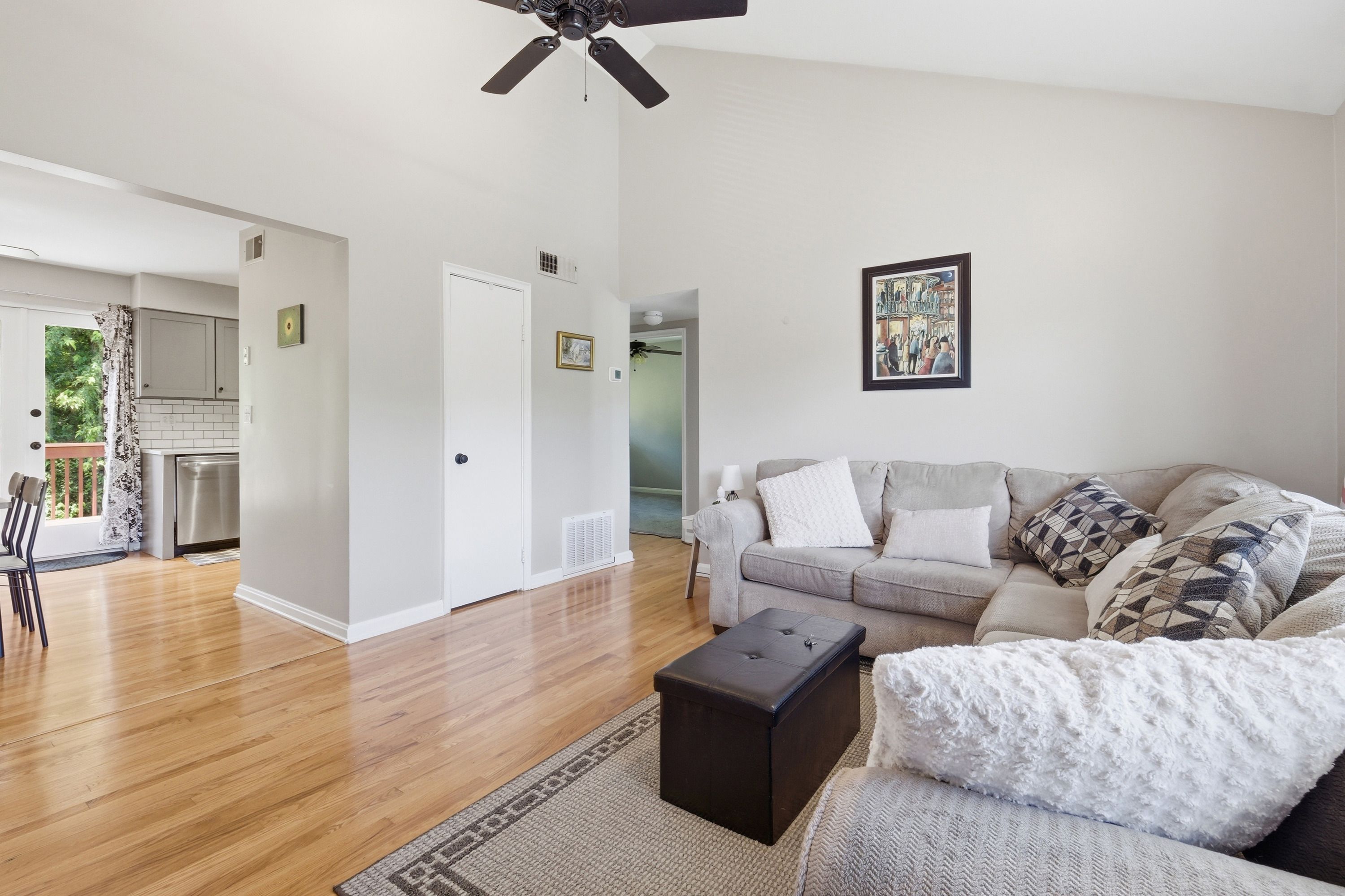  4101 Stoneview Drive, Louisville, KY 40207 - 物件實景