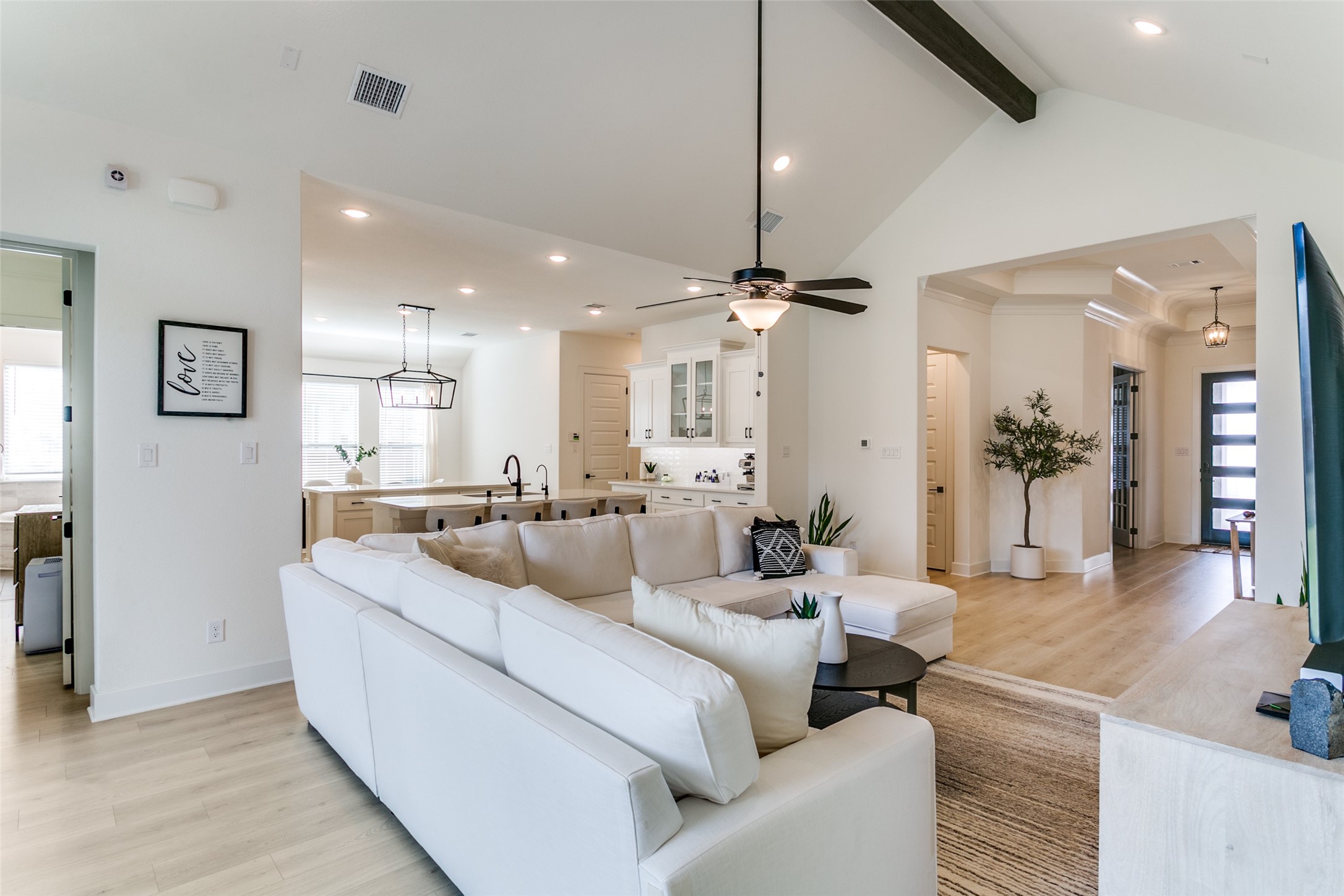 Oak Point, Texas, 75068, United States, 4 Bedrooms Bedrooms, ,4 BathroomsBathrooms,Residential,For Sale,1794276