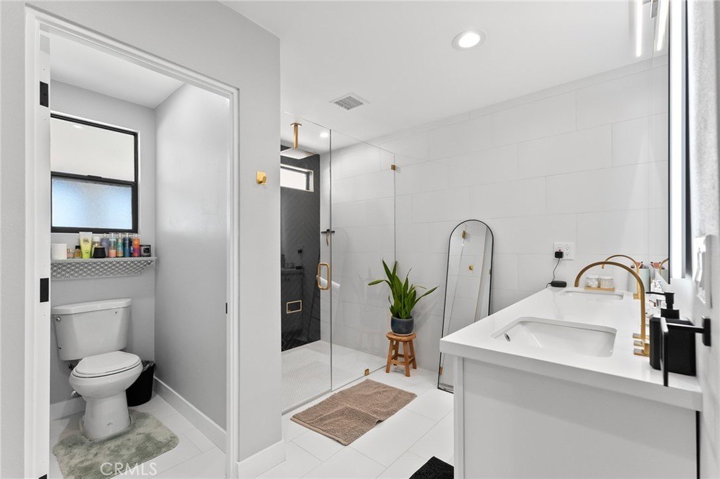 Yucca Valley, California, 92284, United States, 3 Bedrooms Bedrooms, ,3 BathroomsBathrooms,Residential,For Sale,1907698