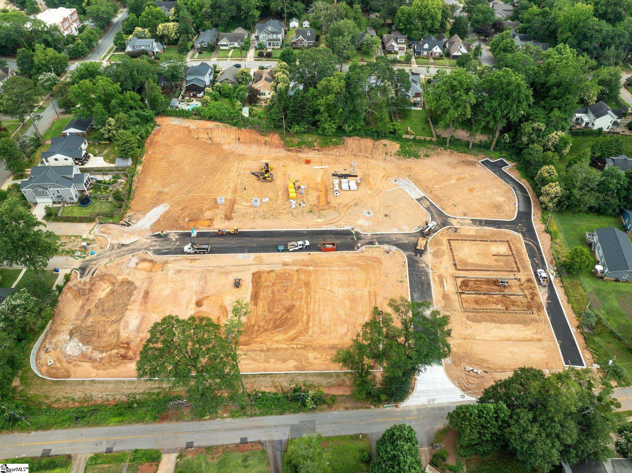 Greenville, South Carolina, 29609, United States, 4 Bedrooms Bedrooms, ,4 BathroomsBathrooms,Residential,For Sale,1867140