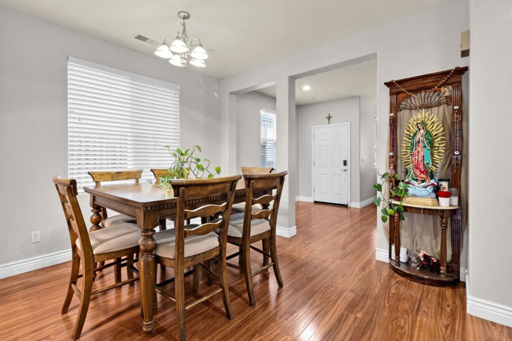 Greenfield, California, 93927, United States, 4 Bedrooms Bedrooms, ,3 BathroomsBathrooms,Residential,For Sale,1990832