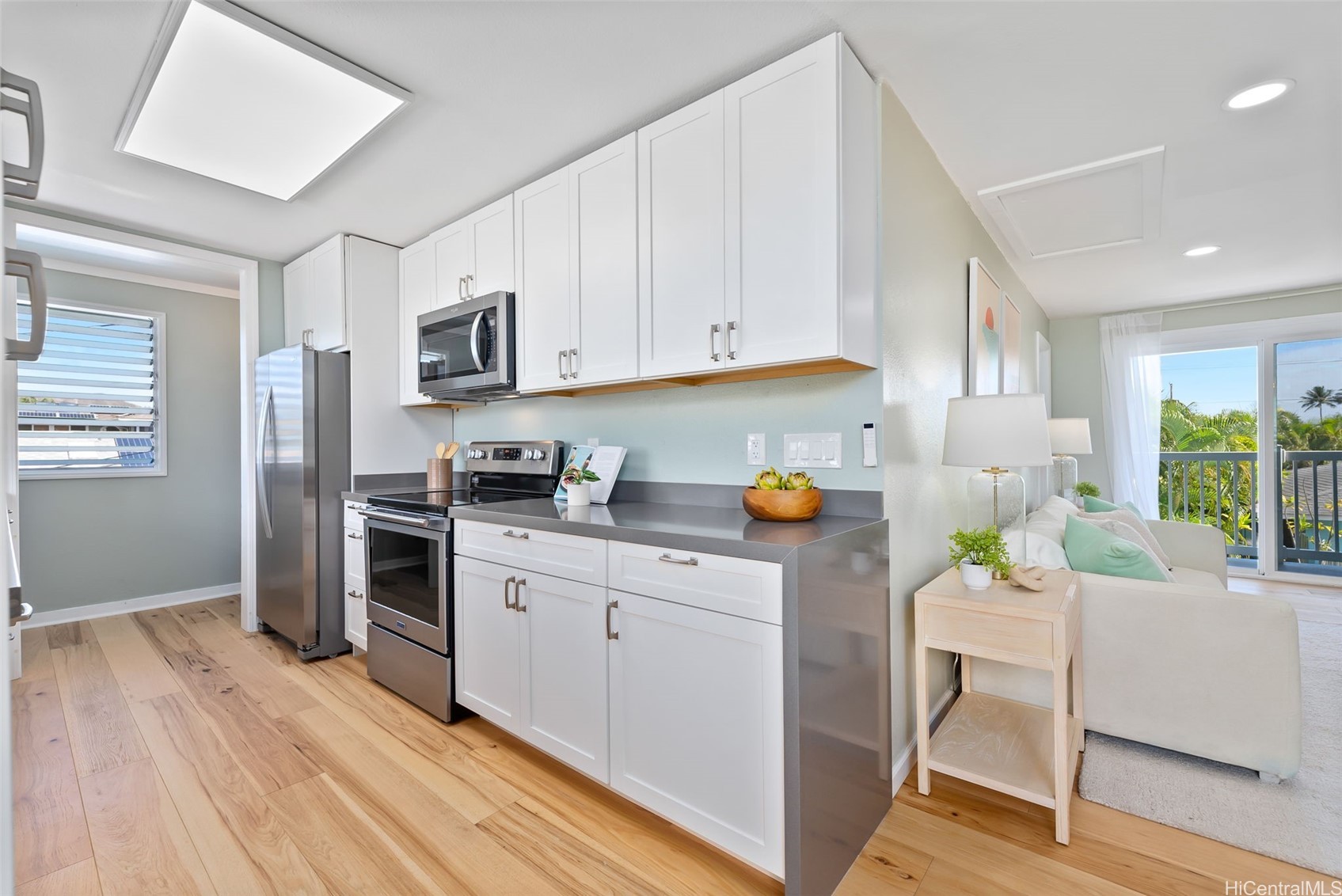 Kailua, Hawaii, 96734, United States, 6 Bedrooms Bedrooms, ,5 BathroomsBathrooms,Residential,For Sale,1993240