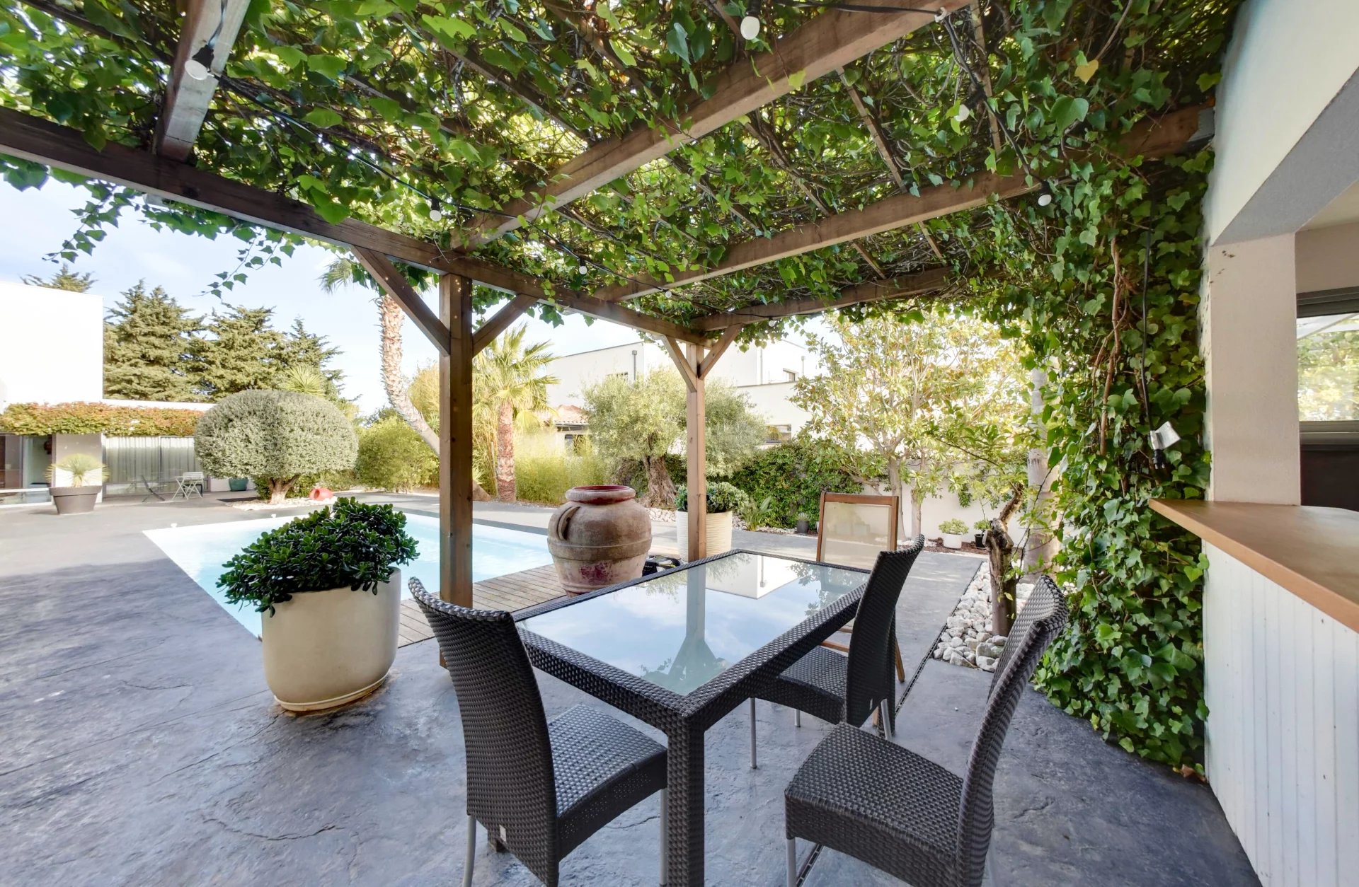 Perpignan, Occitanie, 66000, FR, 3 Bedrooms Bedrooms, ,3 BathroomsBathrooms,Residential,For Sale,2000722