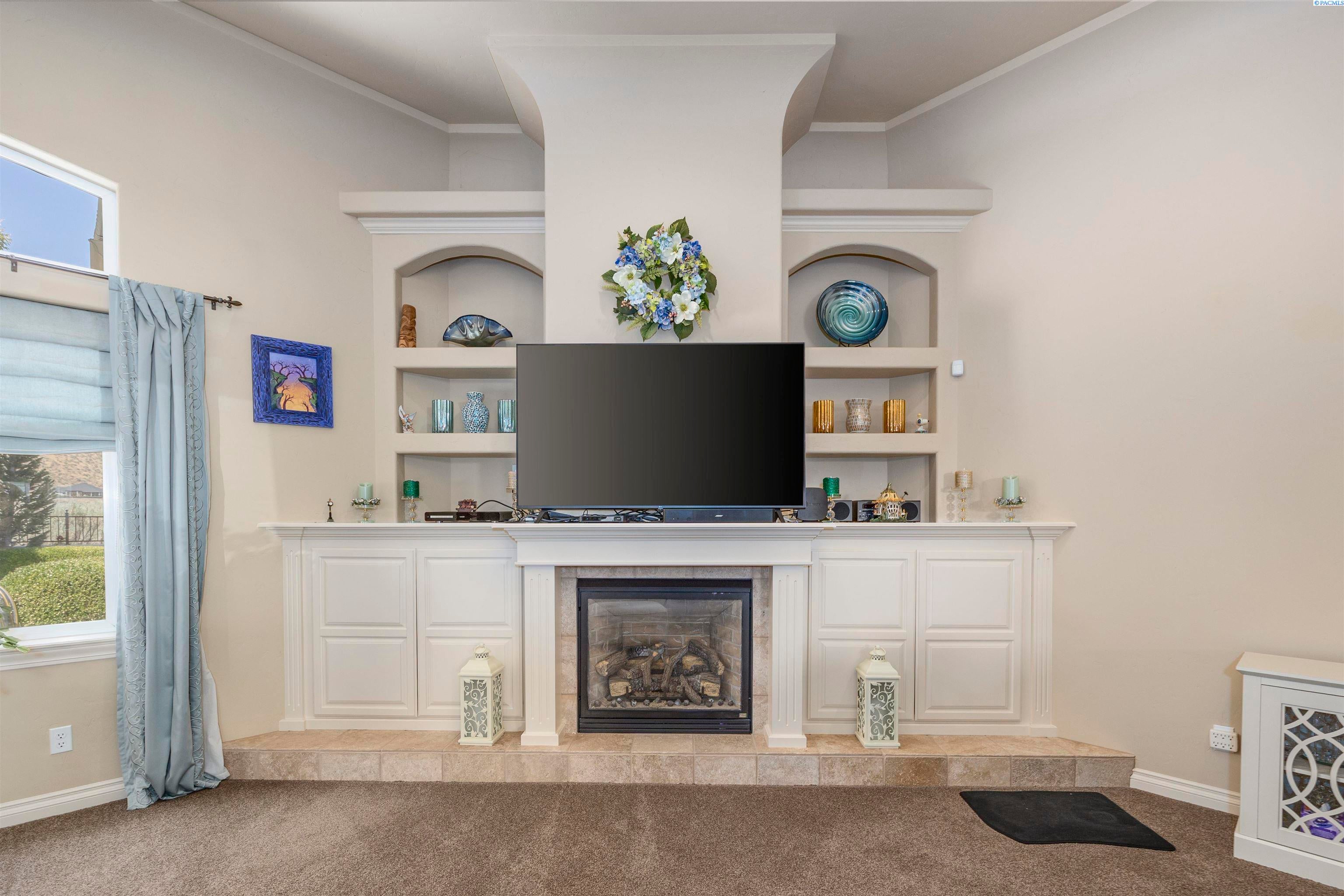 Richland, Washington, 99352, United States, 3 Bedrooms Bedrooms, ,3 BathroomsBathrooms,Residential,For Sale,1921029
