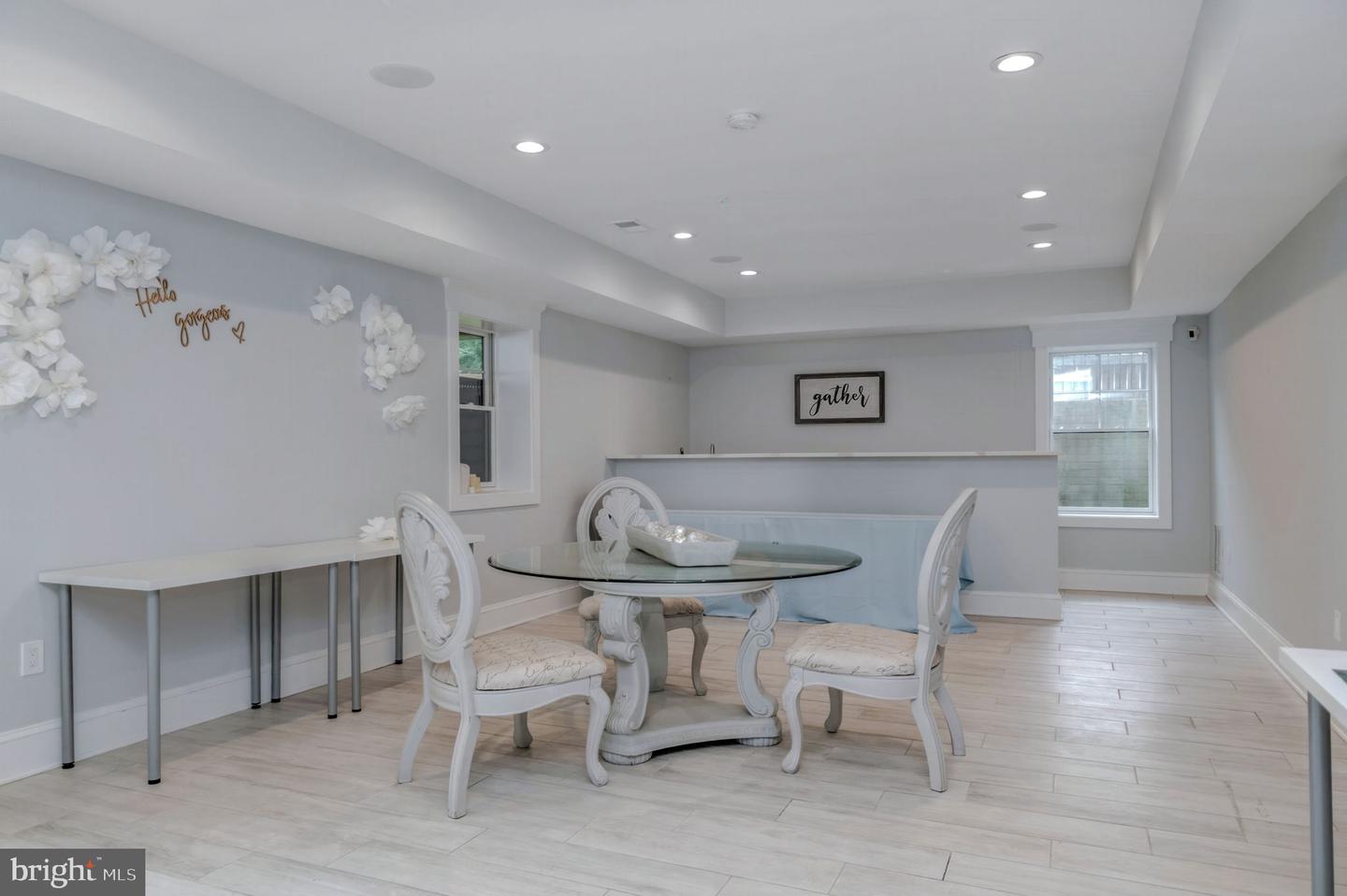 Fairfax, Virginia, 22030, United States, 6 Bedrooms Bedrooms, ,7 BathroomsBathrooms,Residential,For Sale,1997396