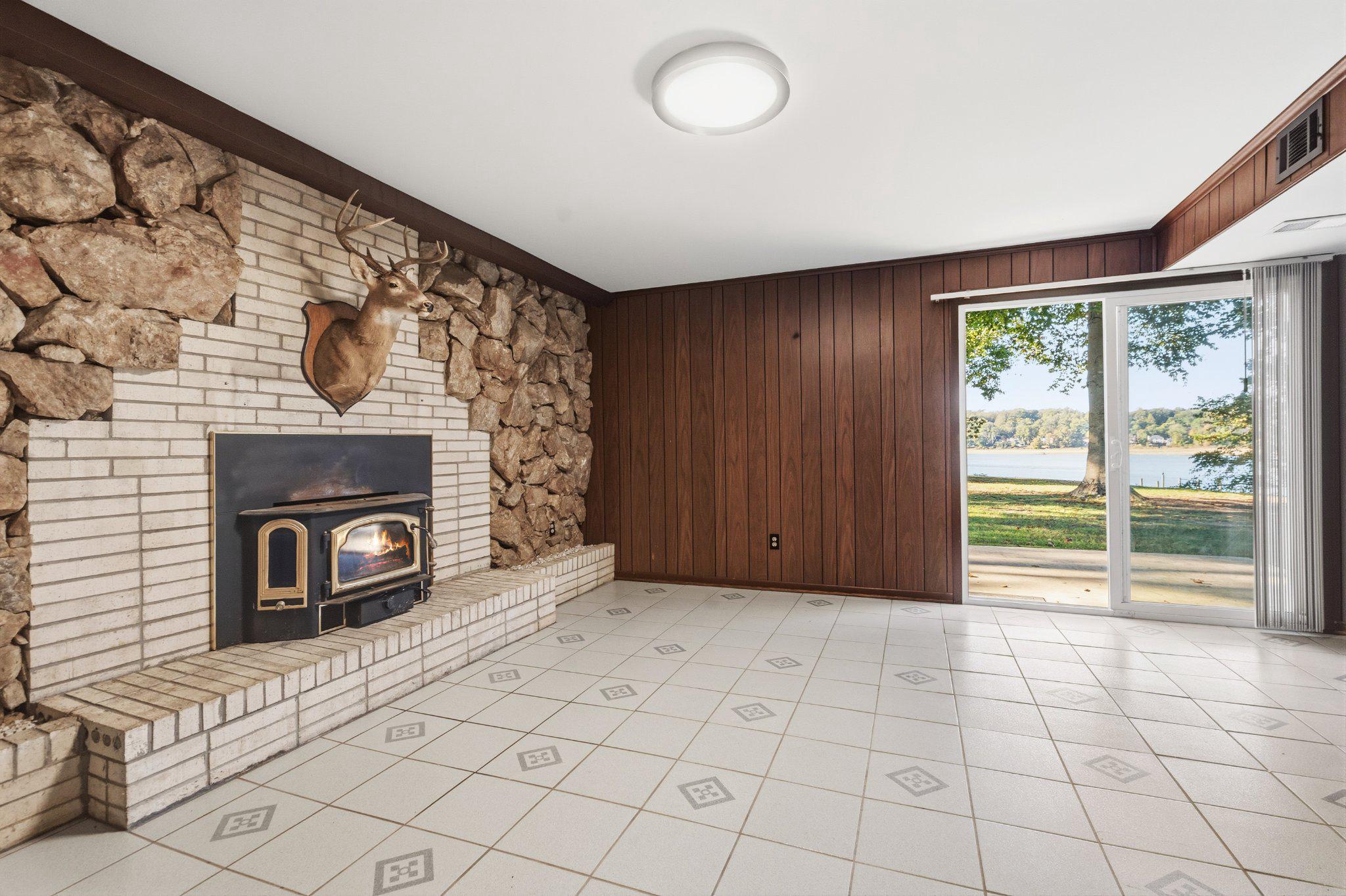  18210 Possum Point Road, Dumfries, VA, 22026 - 物件實景