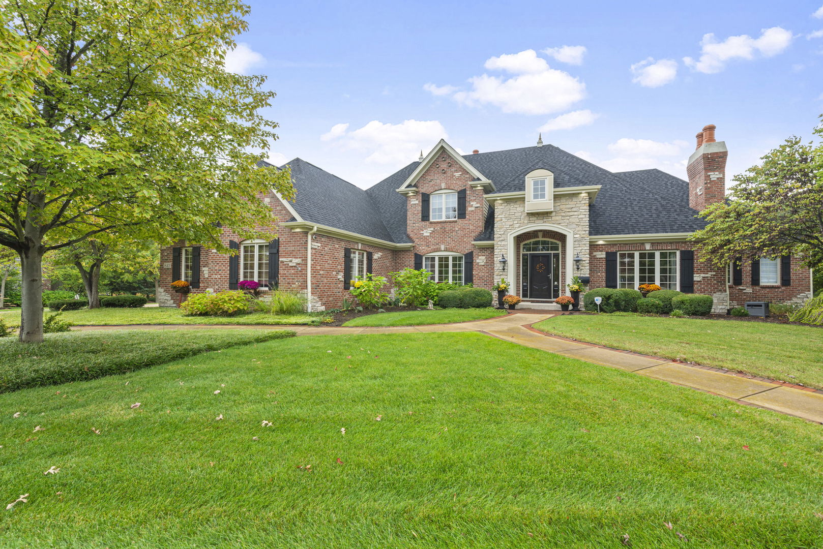 Batavia, Illinois, 60510, United States, 4 Bedrooms Bedrooms, ,6 BathroomsBathrooms,Residential,For Sale,1988116