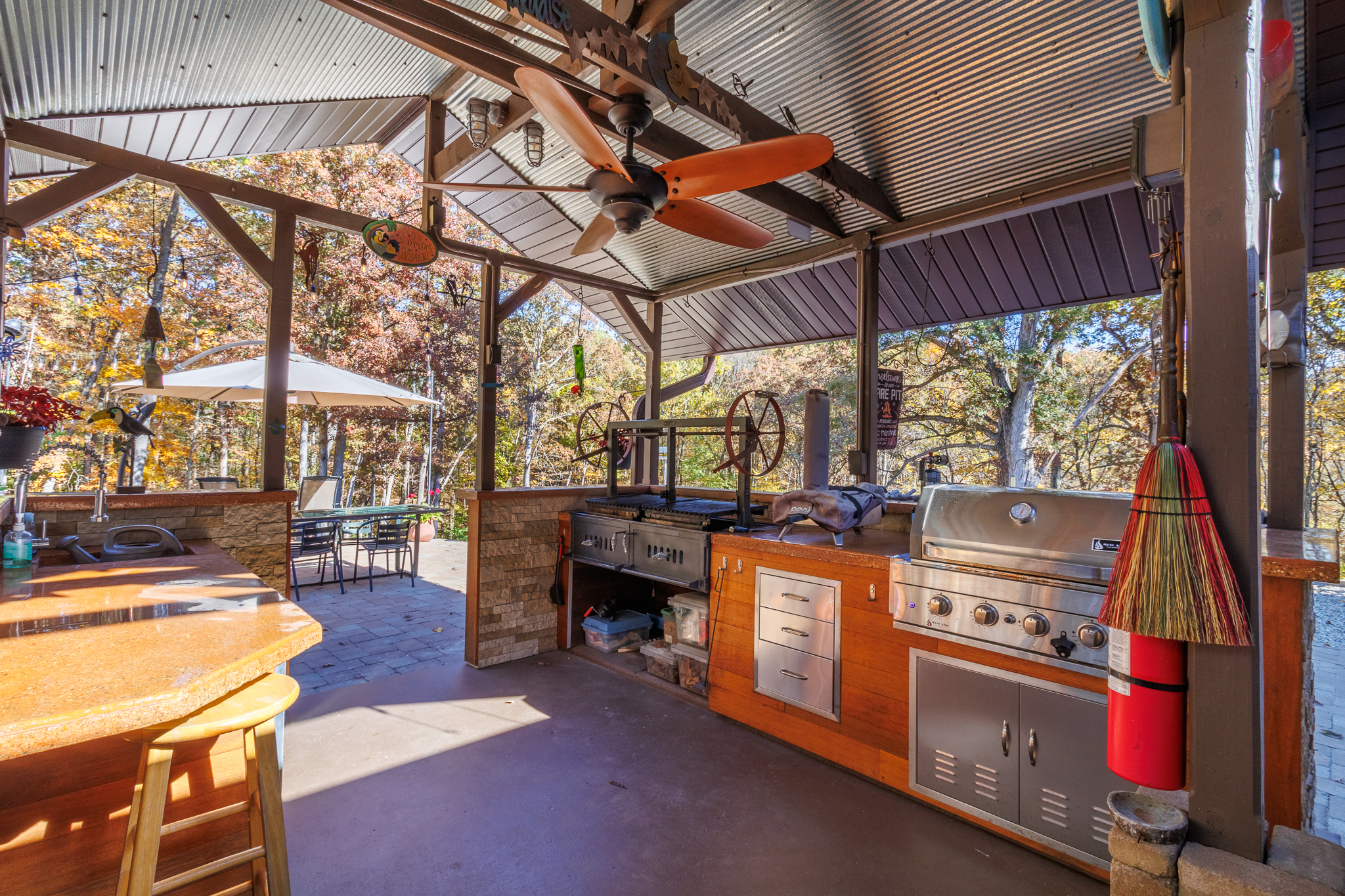 Charelston, Illinois, 61920, United States, 3 Bedrooms Bedrooms, ,3 BathroomsBathrooms,Residential,For Sale,1988576