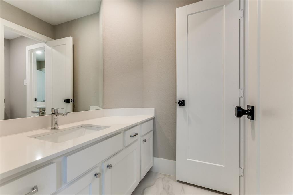 Plano, Texas, 75025, United States, 5 Bedrooms Bedrooms, ,4 BathroomsBathrooms,Residential,For Sale,1916140