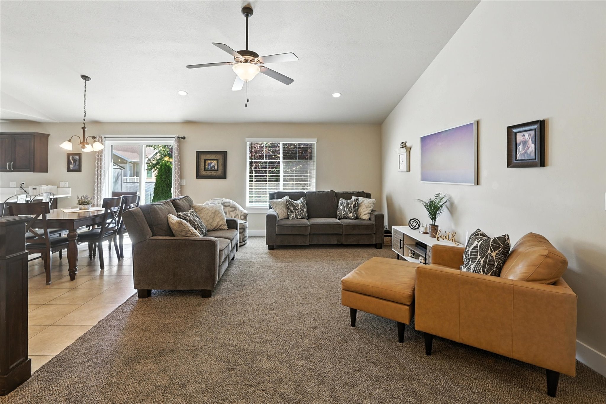 Perry, Utah, 84302, United States, 6 Bedrooms Bedrooms, ,3 BathroomsBathrooms,Residential,For Sale,1903790