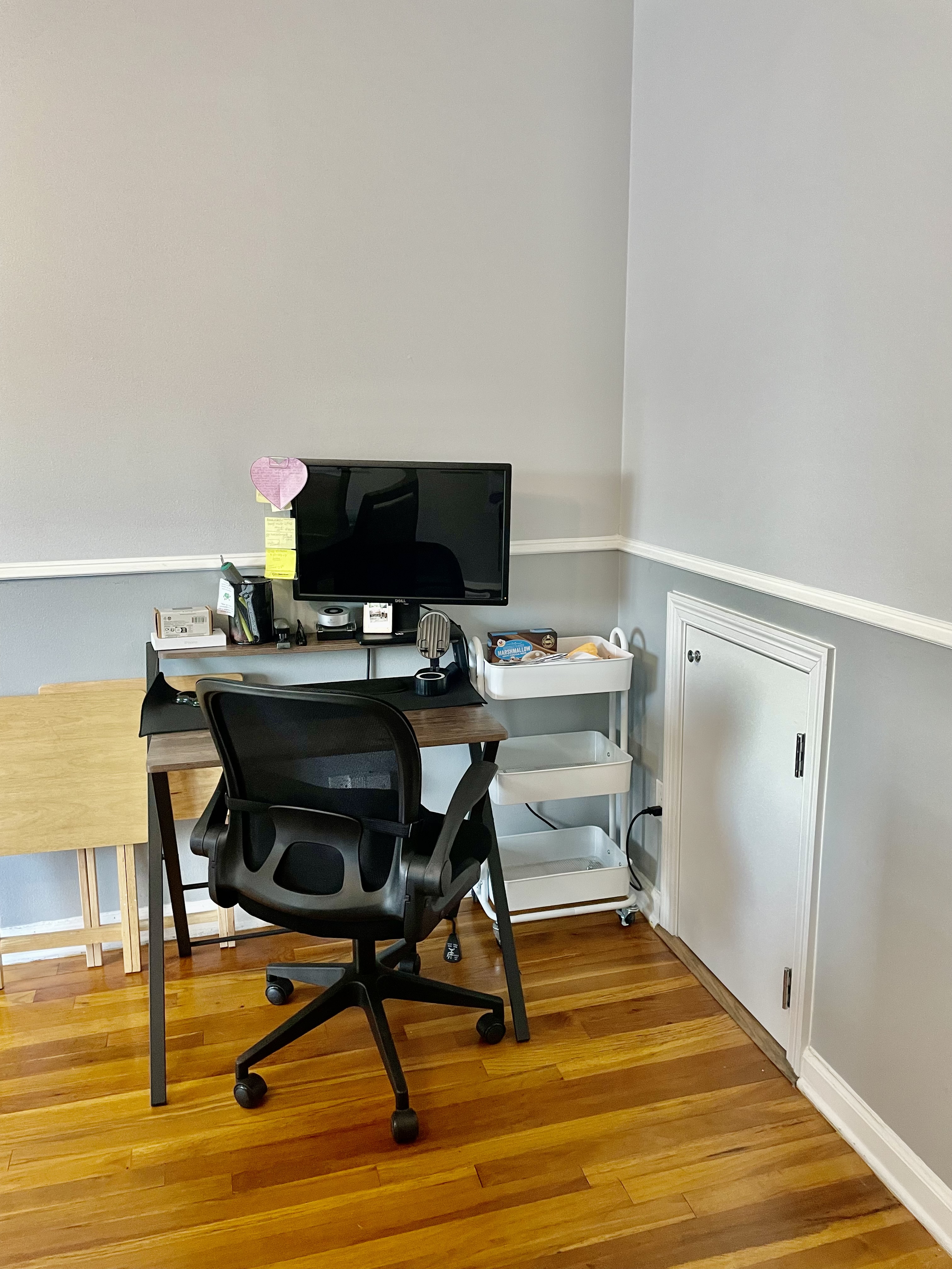 Bronx, New York, 10469, United States, 4 Bedrooms Bedrooms, ,2 BathroomsBathrooms,Residential,For Sale,1927871