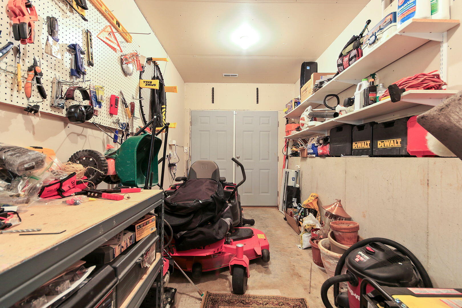 COLUMBIA, Missouri, 65203, United States, 5 Bedrooms Bedrooms, ,4 BathroomsBathrooms,Residential,For Sale,1983136