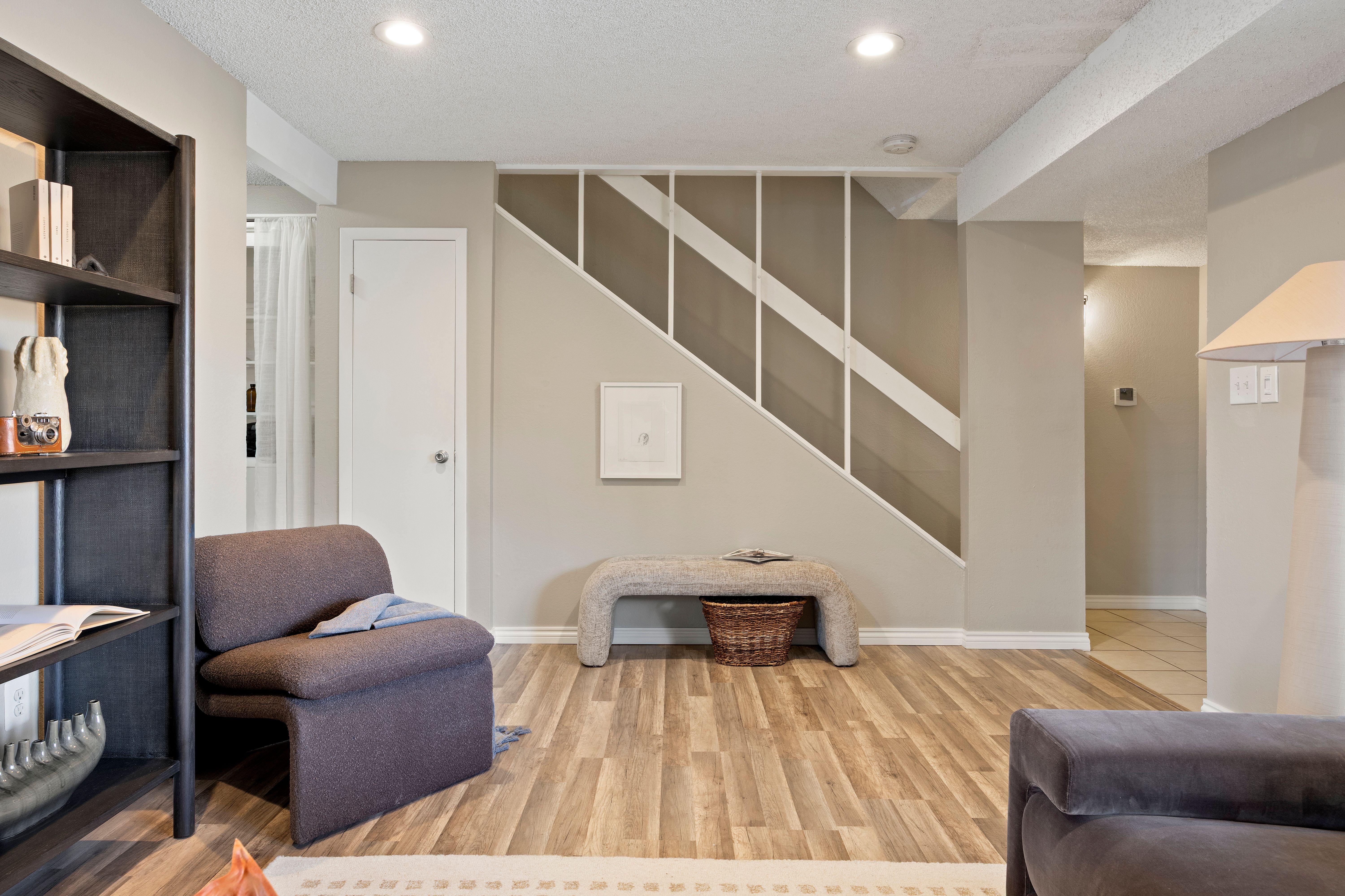  Light comes in From Extra Windows, Clean and Direct - 物件實景