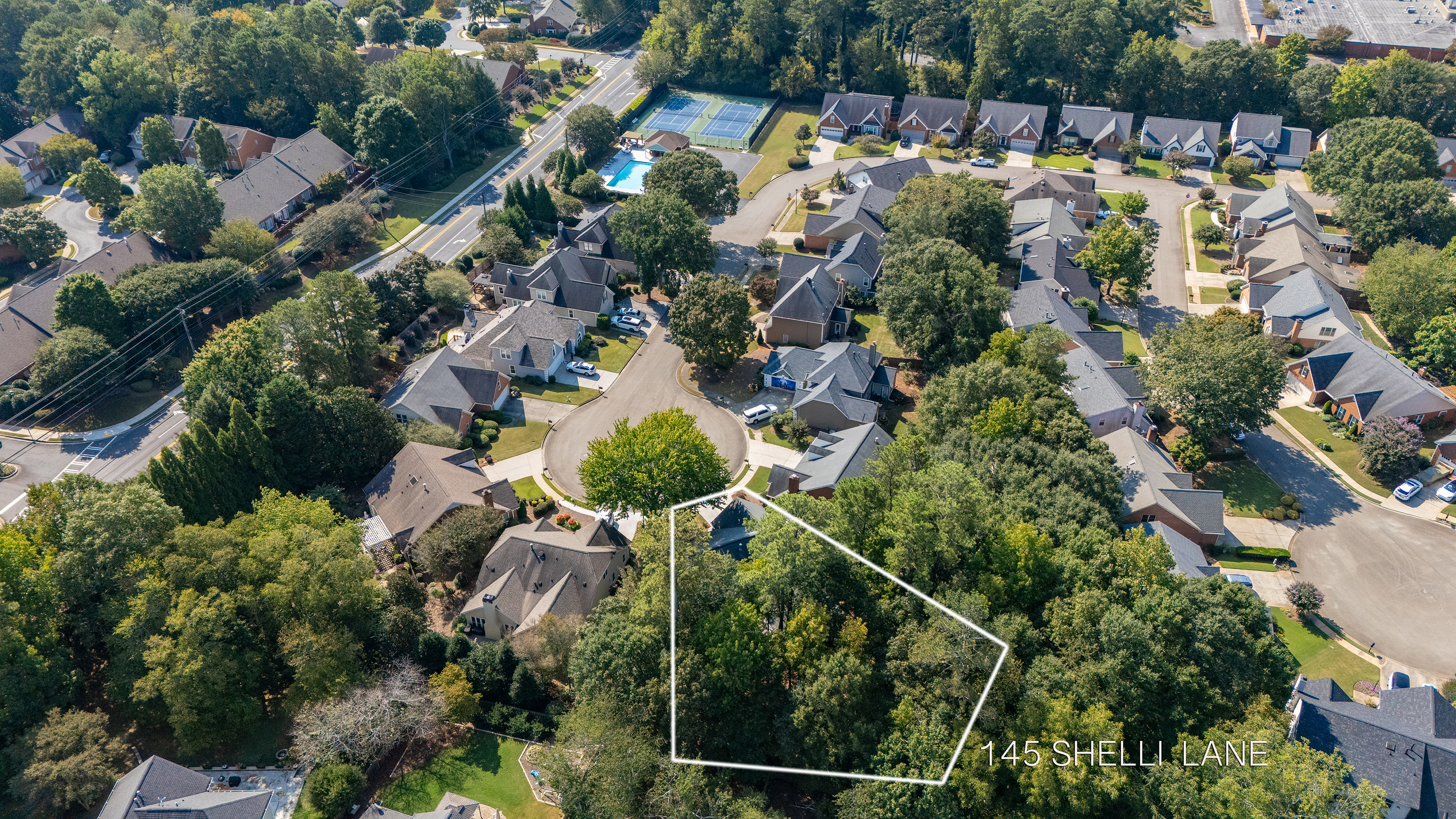  Beautifully Maintained Brick Home on Quiet Cul-de-sac Near Downtown Roswell - 物件實景