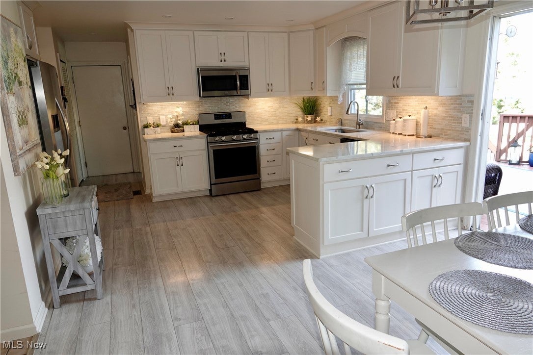 Solon, Ohio, 44139, United States, 4 Bedrooms Bedrooms, ,3 BathroomsBathrooms,Residential,For Sale,1981098