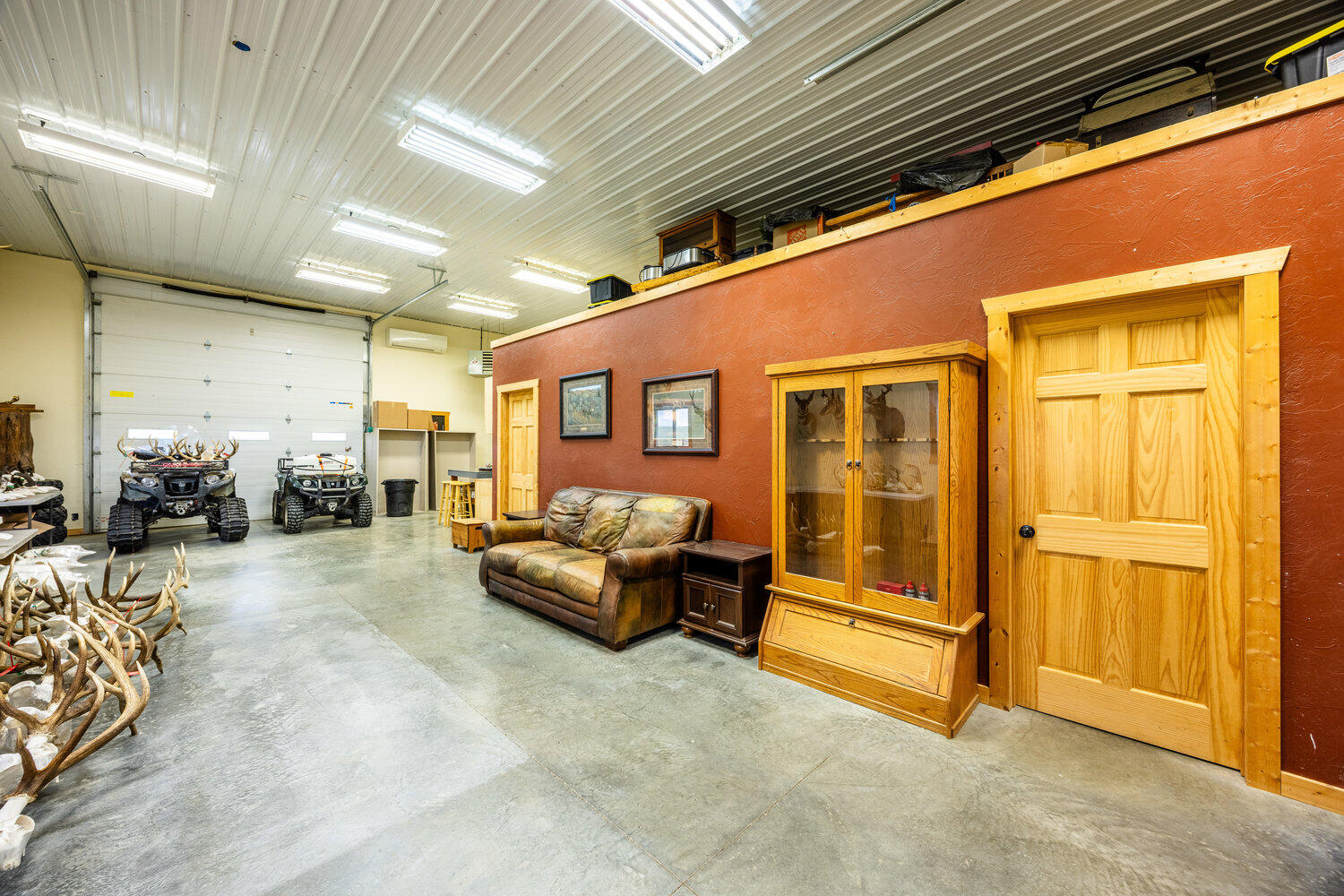 Sheridan, Wyoming, 82801, United States, 2 Bedrooms Bedrooms, ,1 BathroomBathrooms,Residential,For Sale,1907436