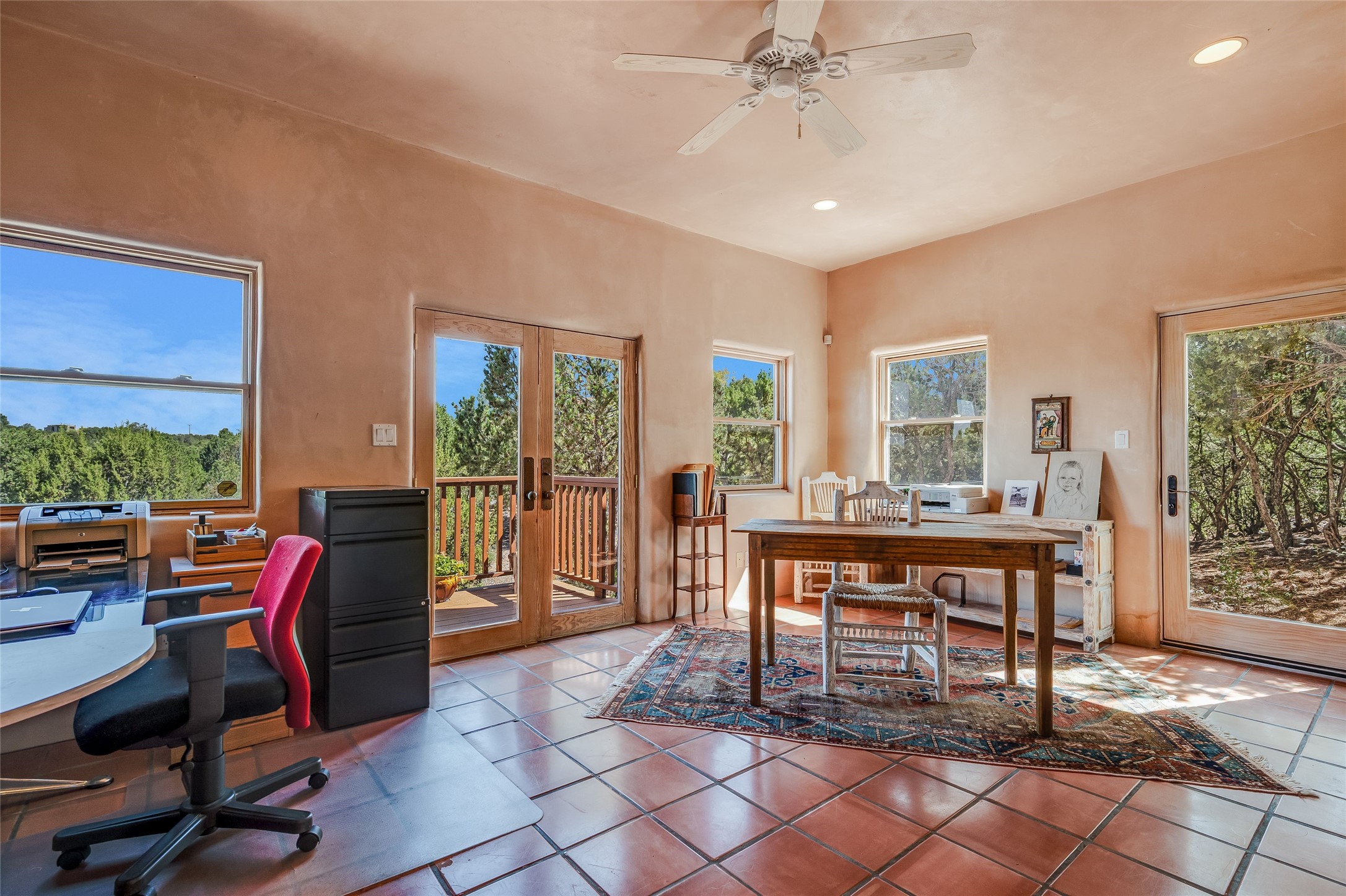  1073 Encantado Drive - 物件實景