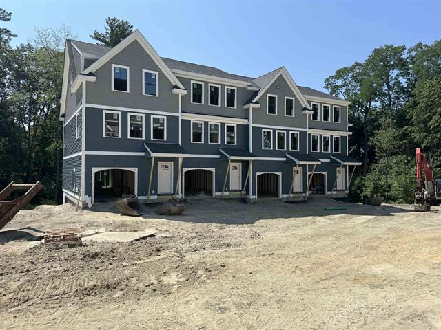 Dover, New Hampshire, 03820, United States, 2 Bedrooms Bedrooms, ,3 BathroomsBathrooms,Residential,For Sale,1913520